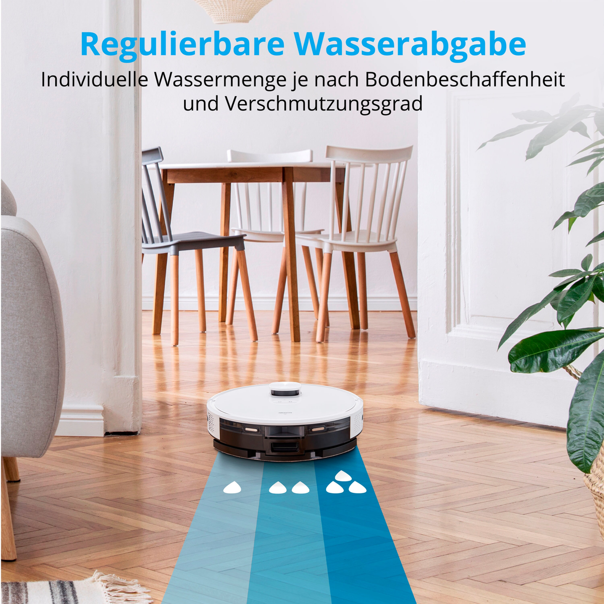 Ein Roboter-Staubsauger reinigt einen Holzboden. Im Hintergrund befinden sich ein Tisch und Stühle, mit Text oben.