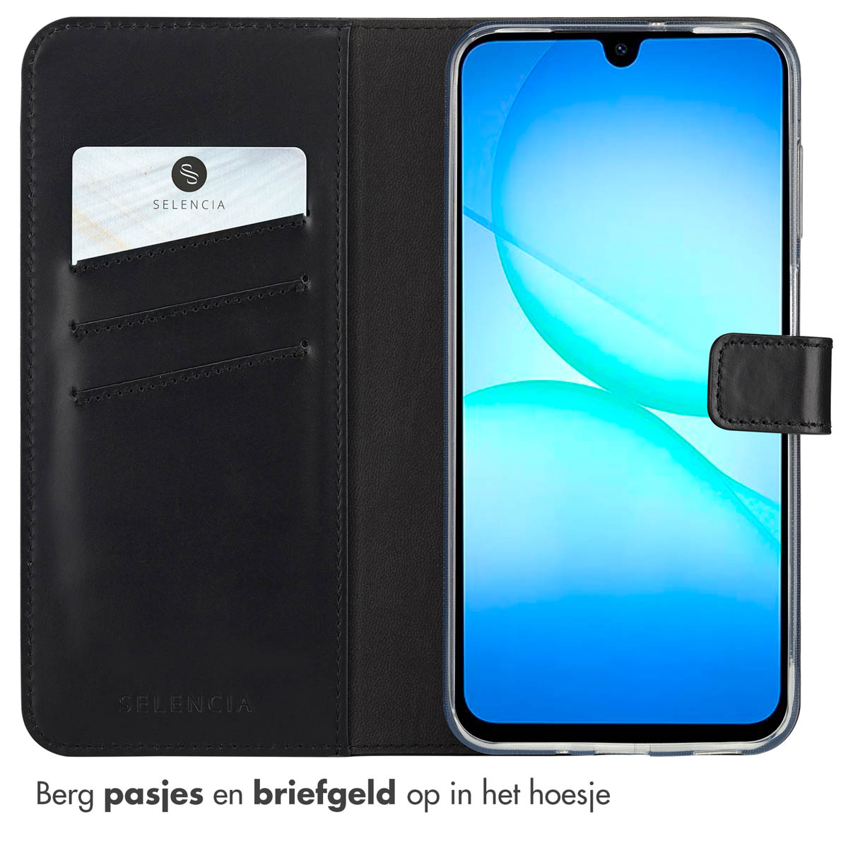 Zwarte telefoonhoes met creditcard en smartphone. De hoes is open. De telefoon heeft een blauw scherm.