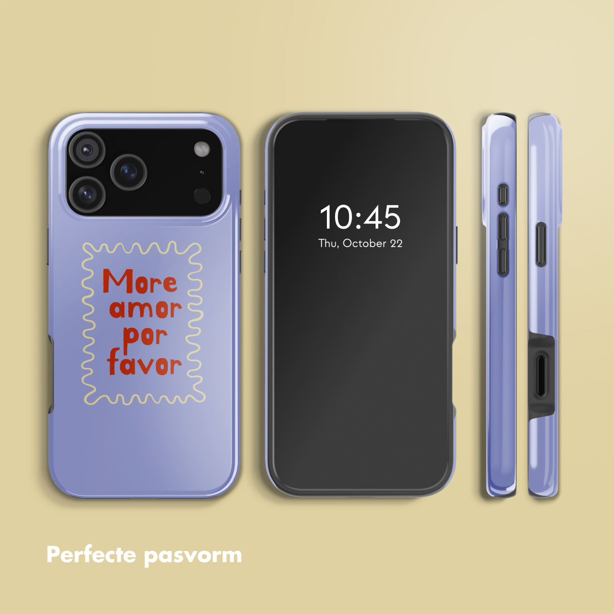 Drie iPhone-hoesjes; de middelste telefoon toont de tijd. De hoesjes zijn paars, één heeft de tekst "More amor por favor". De achtergrond is geel.