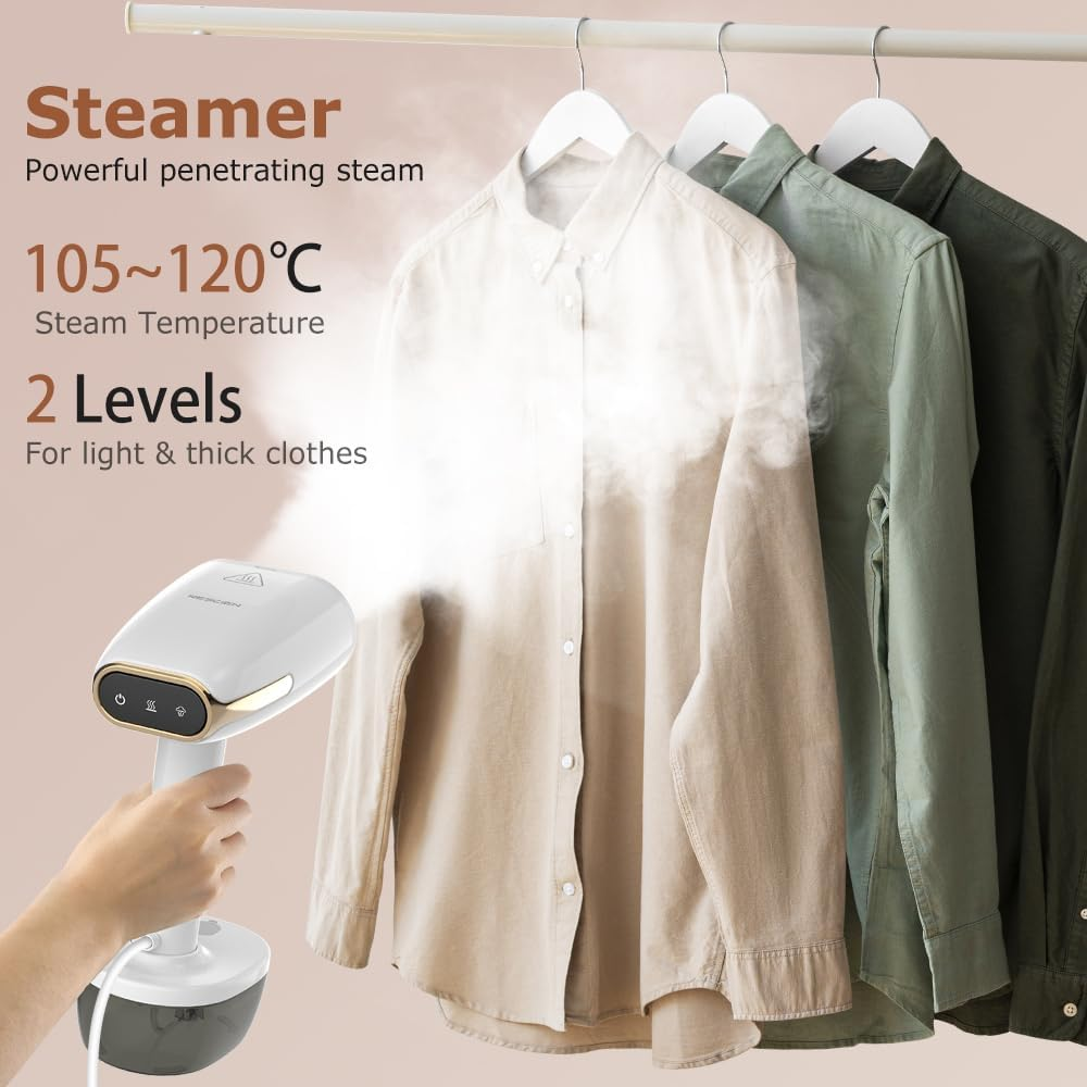 Ein weißer Steamer dampft ein beiges Hemd. Zwei weitere Hemden, grün und dunkelgrün, hängen auf einem Gestell. Text: Steamer, Dampftemperatur, 2 Stufen.