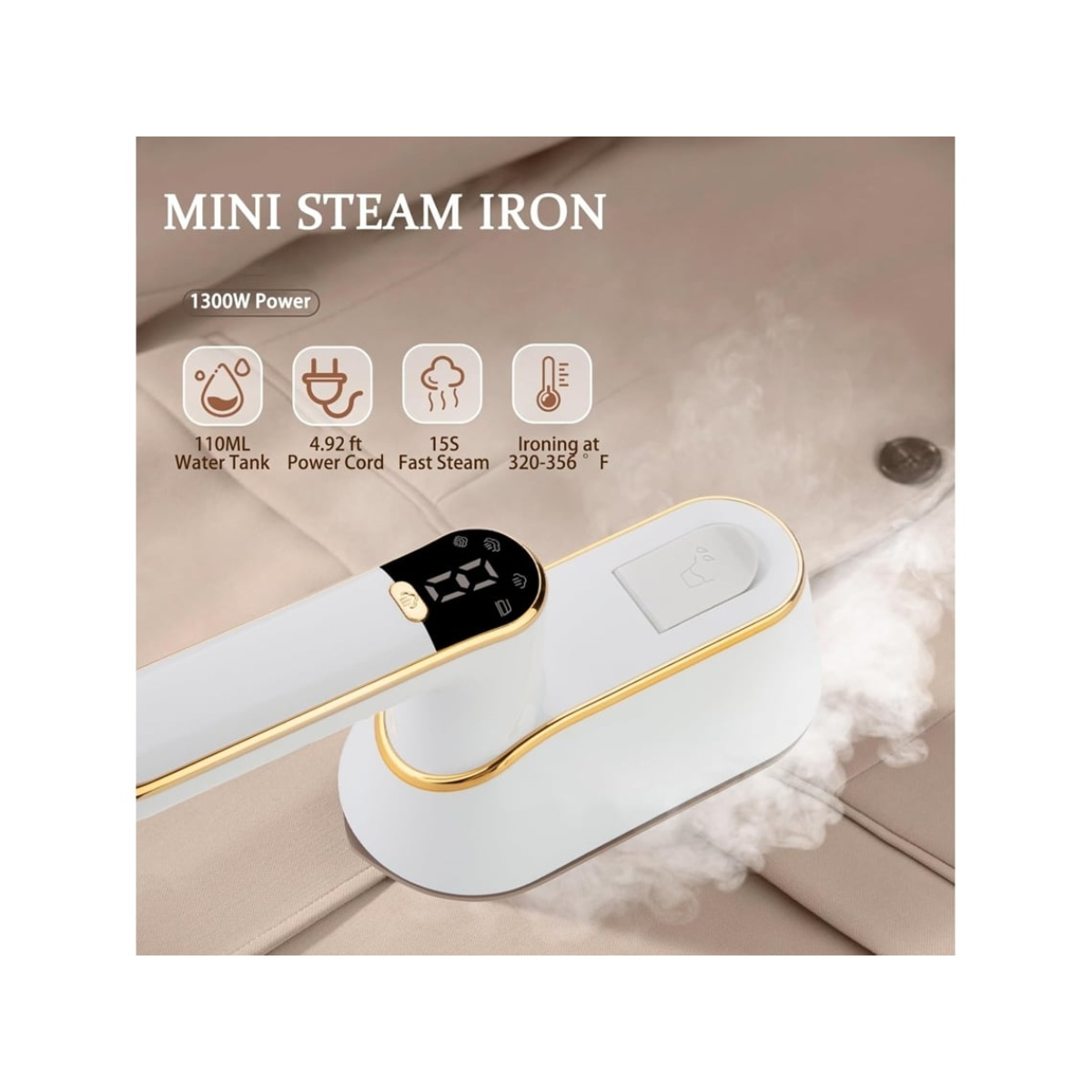 Ein Mini-Dampfbügeleisen, weiß mit goldenen Zierleisten, auf einer beigen Oberfläche. Merkmale sind eine Digitalanzeige und Dampfsymbole. 110 ml Wassertank.