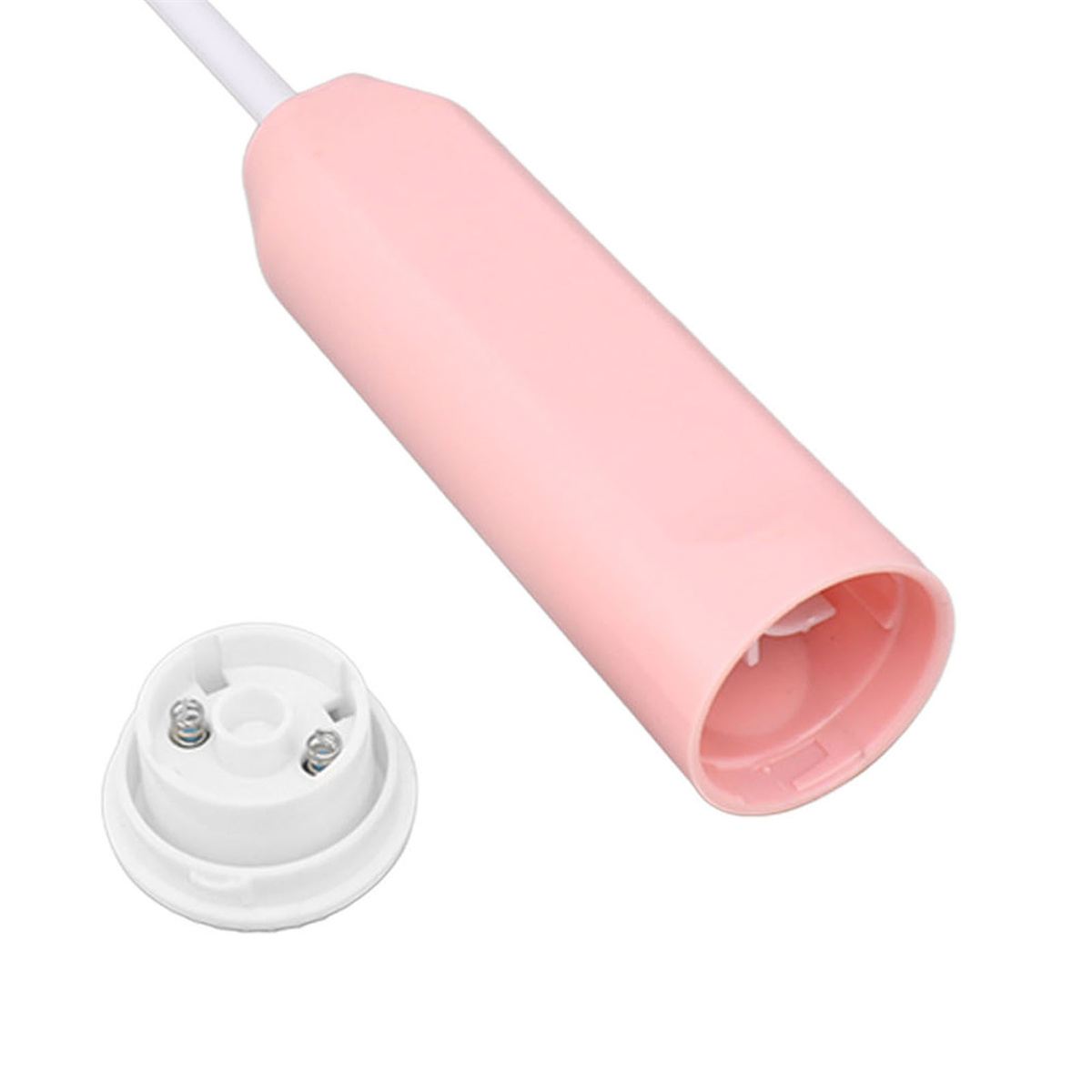 Ein rosa, zylindrisches Objekt mit weißem Kabel und einer separaten weißen Basis mit zwei Metallkontakten, alles auf weißem Hintergrund.