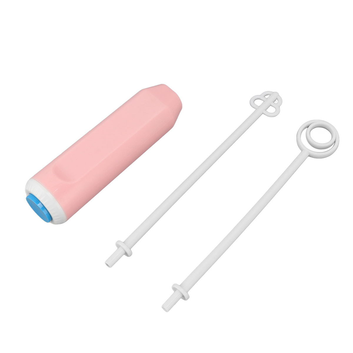 Ein rosa-weißes Objekt, möglicherweise ein medizinisches Gerät, mit zwei weißen Rührstäbchen. Der Hintergrund ist schlicht weiß.