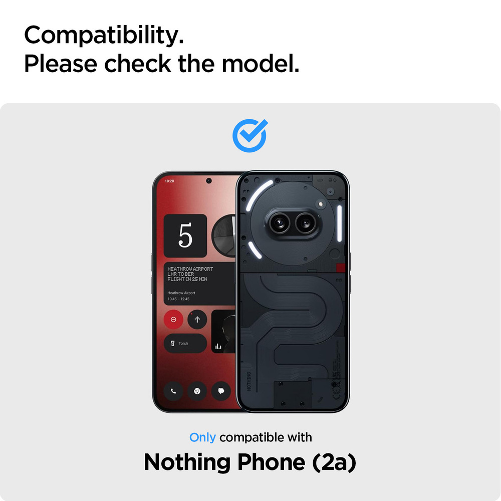 Due telefoni, uno con schermo rosso che mostra info volo, l'altro nero e trasparente. Testo: 'Solo compatibile con Nothing Phone (2a)'.