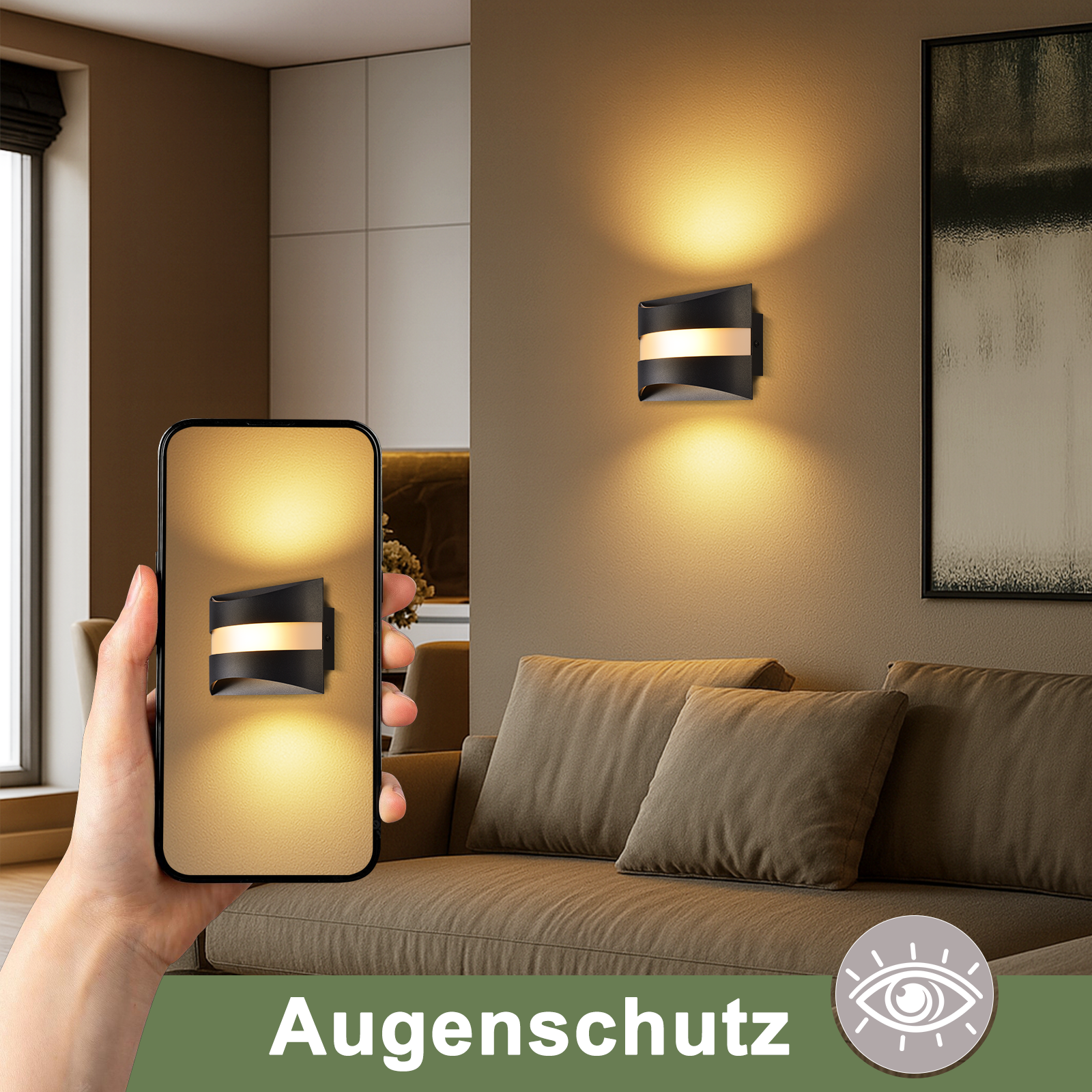Una mano tiene un telefono che mostra una lampada da parete. Sullo sfondo un divano e un dipinto. Il testo dice 'Augenschutz'.