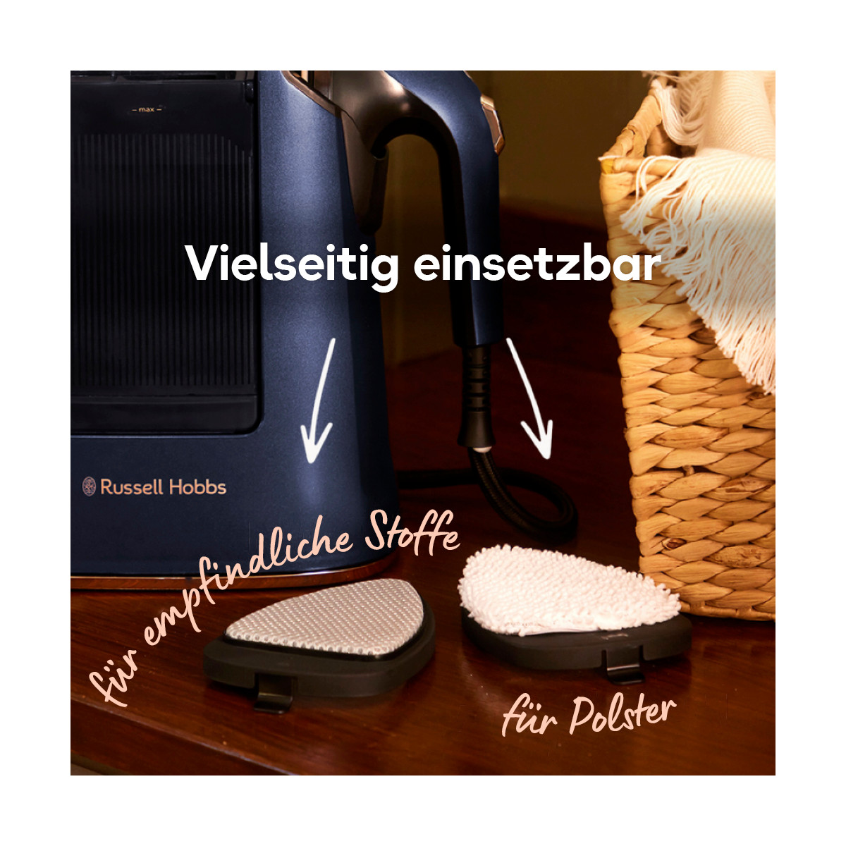 Un défroisseur bleu et doré avec deux tampons de nettoyage. Le texte en allemand indique une utilisation polyvalente.
