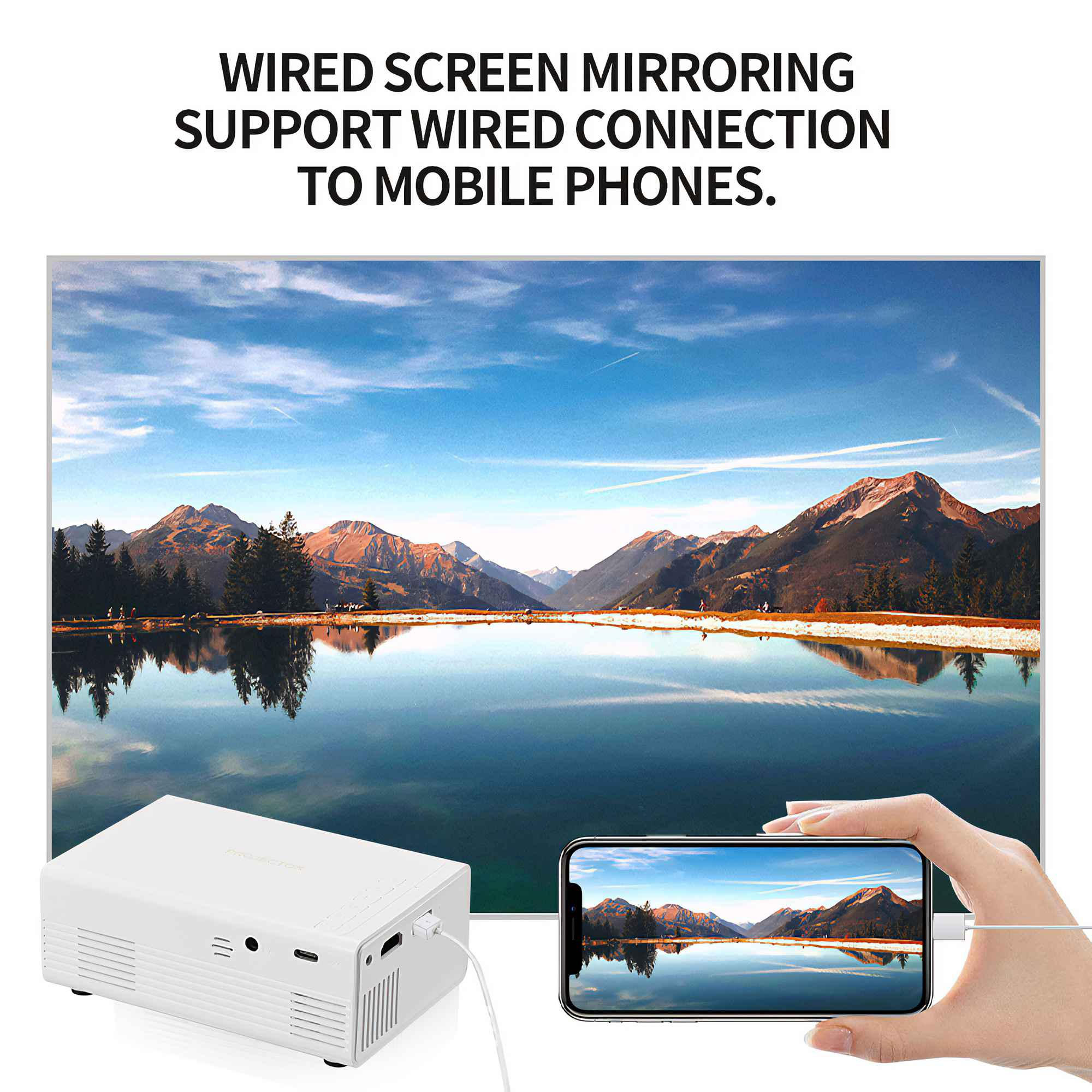 Weißer Projektor, Telefon mit Bergseeszene, verbunden durch ein Kabel. Berge und blauer Himmel im Hintergrund.
