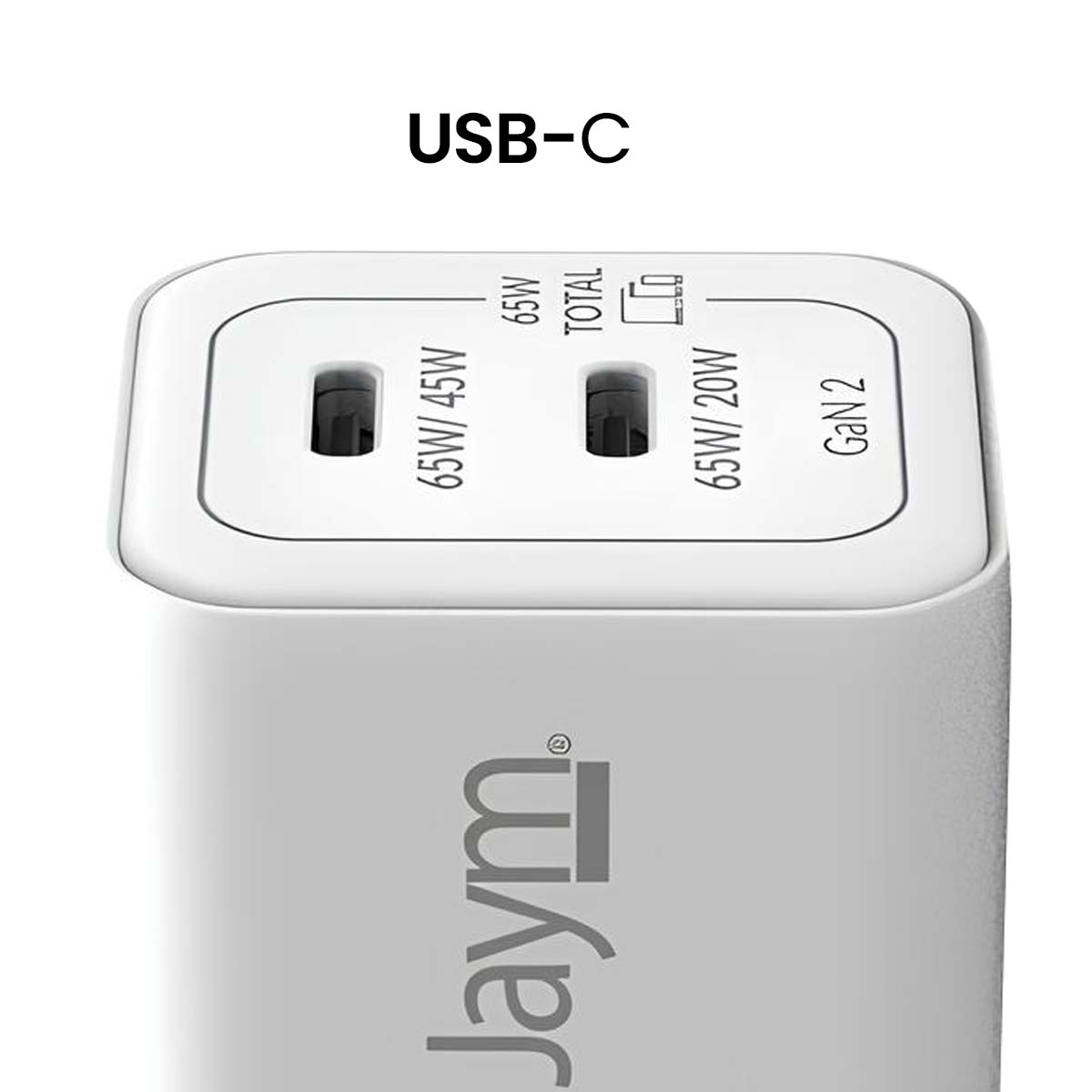 Caricabatterie USB-C bianco di Jaym, con due porte etichettate 65W/45W e 65W/20W. La potenza totale è di 65W. Il testo USB-C è in alto.