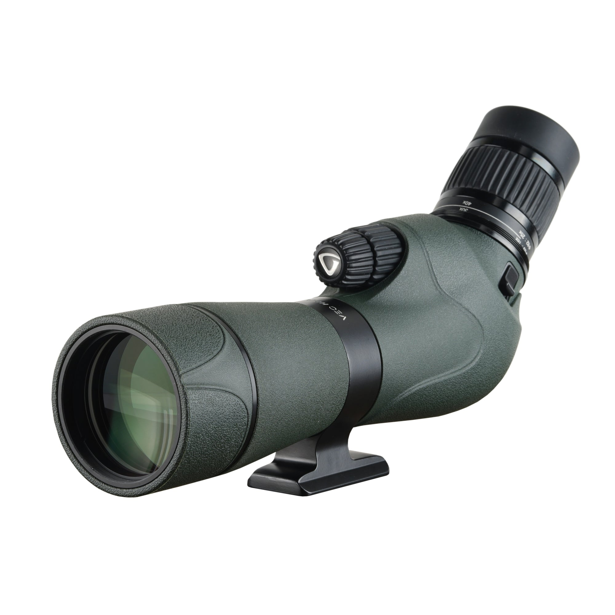 Un telescopio terrestre verde con ocular y lente negros. Está en ángulo y montado sobre una base negra. Fondo blanco.
