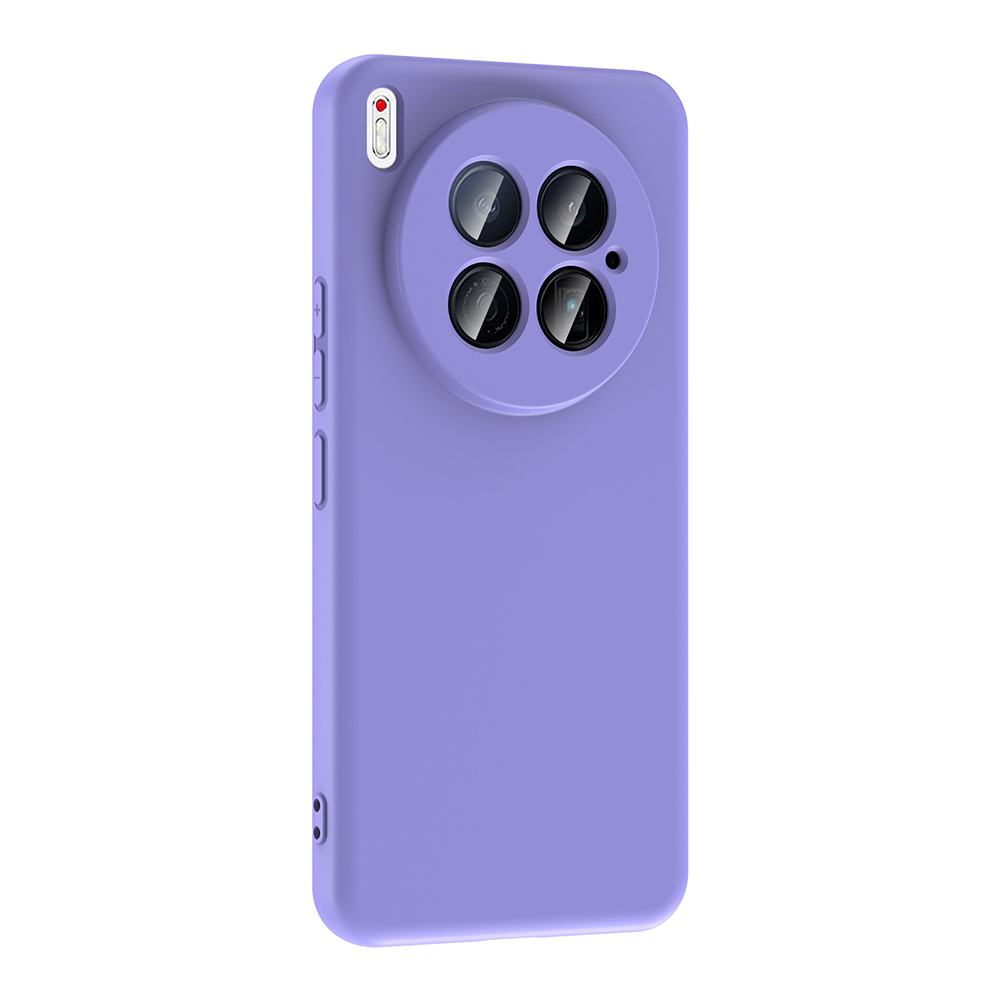 Dairesel kamera çıkıntılı mor bir telefon kılıfı. Çıkıntıda dört lens var. Ses ve güç düğmeleri görünür durumda.