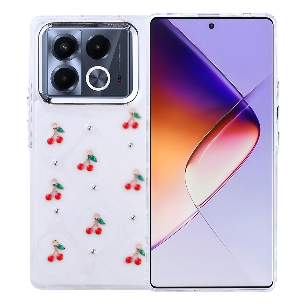 Kırmızı kiraz desenleri ve gümüş çivilerle şeffaf telefon kılıfı. Telefonun ekranı sağ tarafta görülebilir.