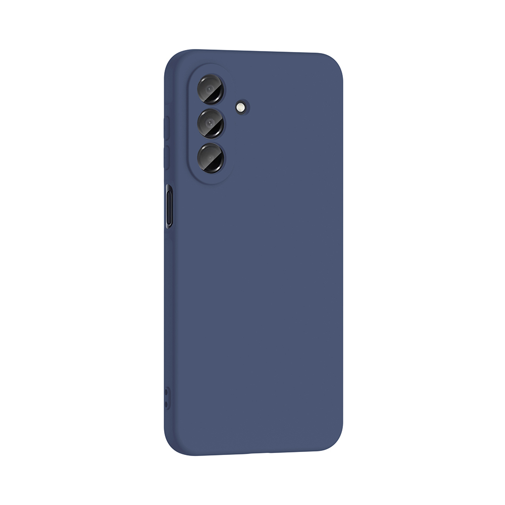 Lacivert bir telefon kılıfı. Üç lensli ve flaşlı bir kamera kesimi var. Kılıf pürüzsüz ve mattır.