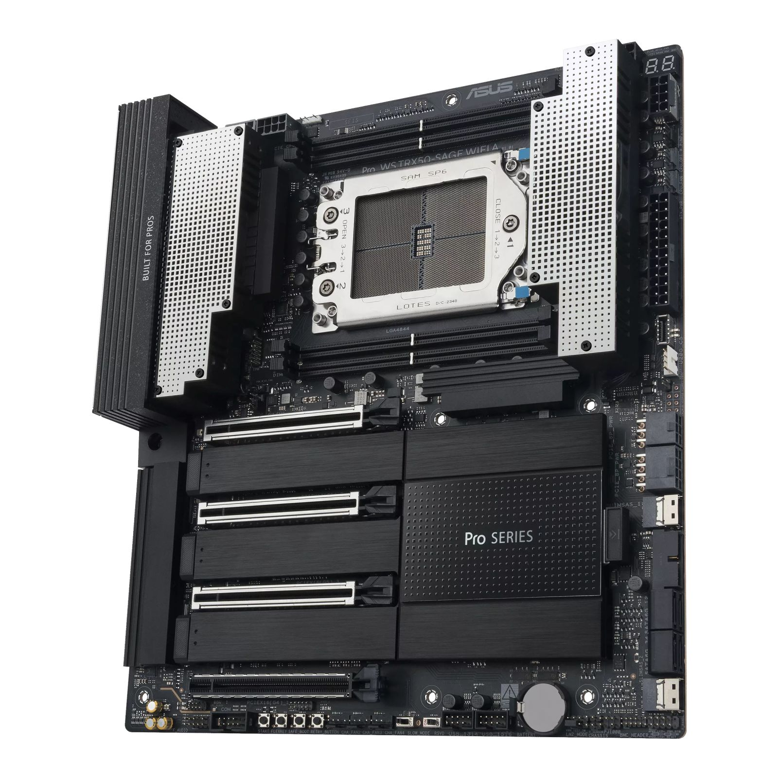 Een zwart en zilveren computer moederbord. Het heeft meerdere slots, poorten en een CPU-socket. De woorden 'Pro Series' zijn zichtbaar.