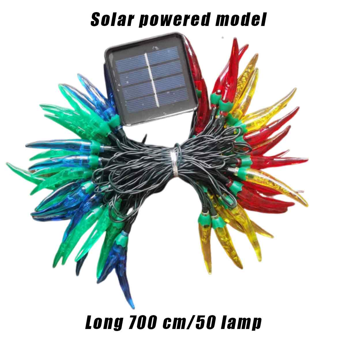 Solarbetriebene Lichterketten mit roten, gelben und grünen Lichtern. Oben befindet sich ein kleines Solarpanel. Der Text lautet: Long 700 cm/50 lamp.