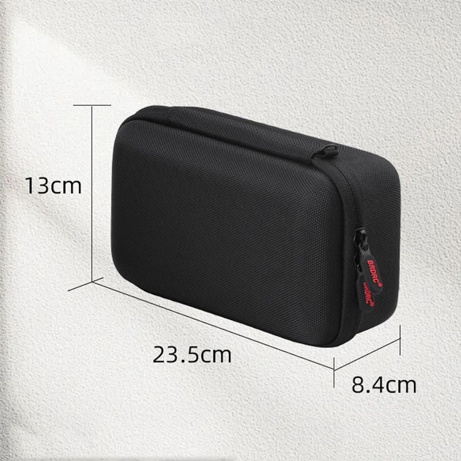 Custodia rettangolare nera con cerniera, dimensioni: 23,5 cm x 13 cm x 8,4 cm. La custodia ha il marchio BRDRC.