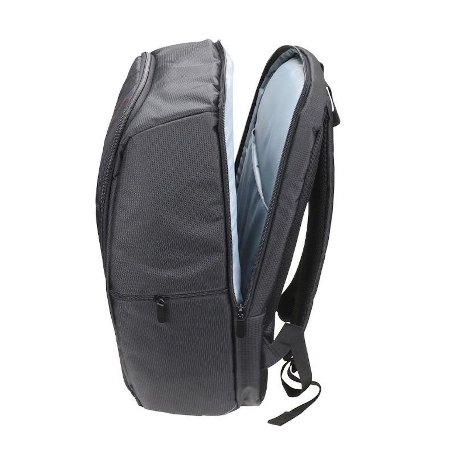 Schwarzer Rucksack, teilweise geöffnet, zeigt einen hellblauen Innenraum. Er hat Reißverschlüsse und Schultergurte, vor weißem Hintergrund.