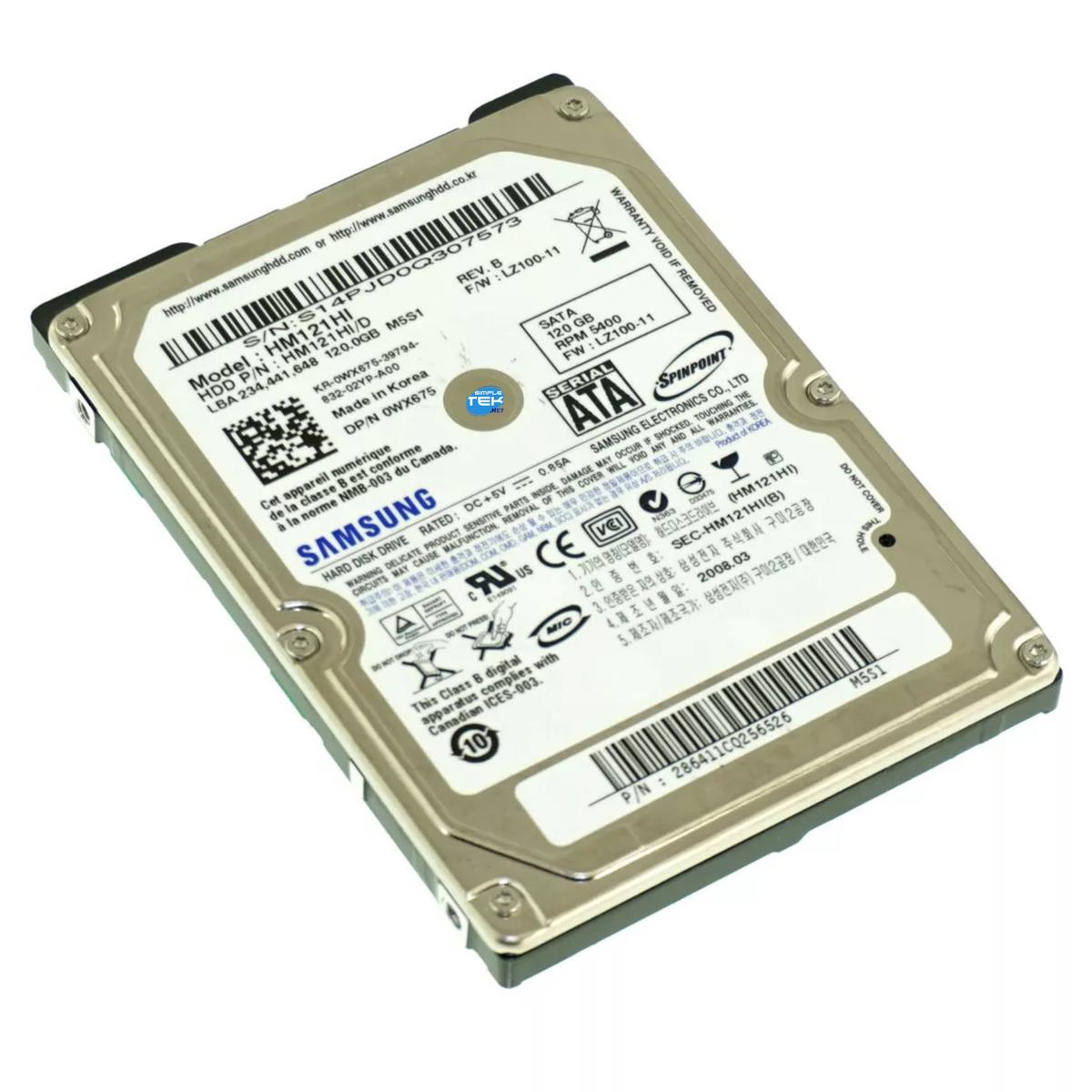 Un disco rigido Samsung argentato con etichette e testo. Ha un'interfaccia SATA e il modello HM121HI.