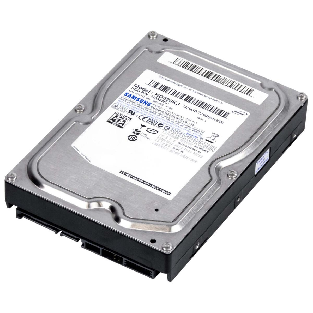 Un disco rigido Samsung HD320KJ argentato. Ha una base nera e varie etichette con testo, tra cui modello e specifiche.
