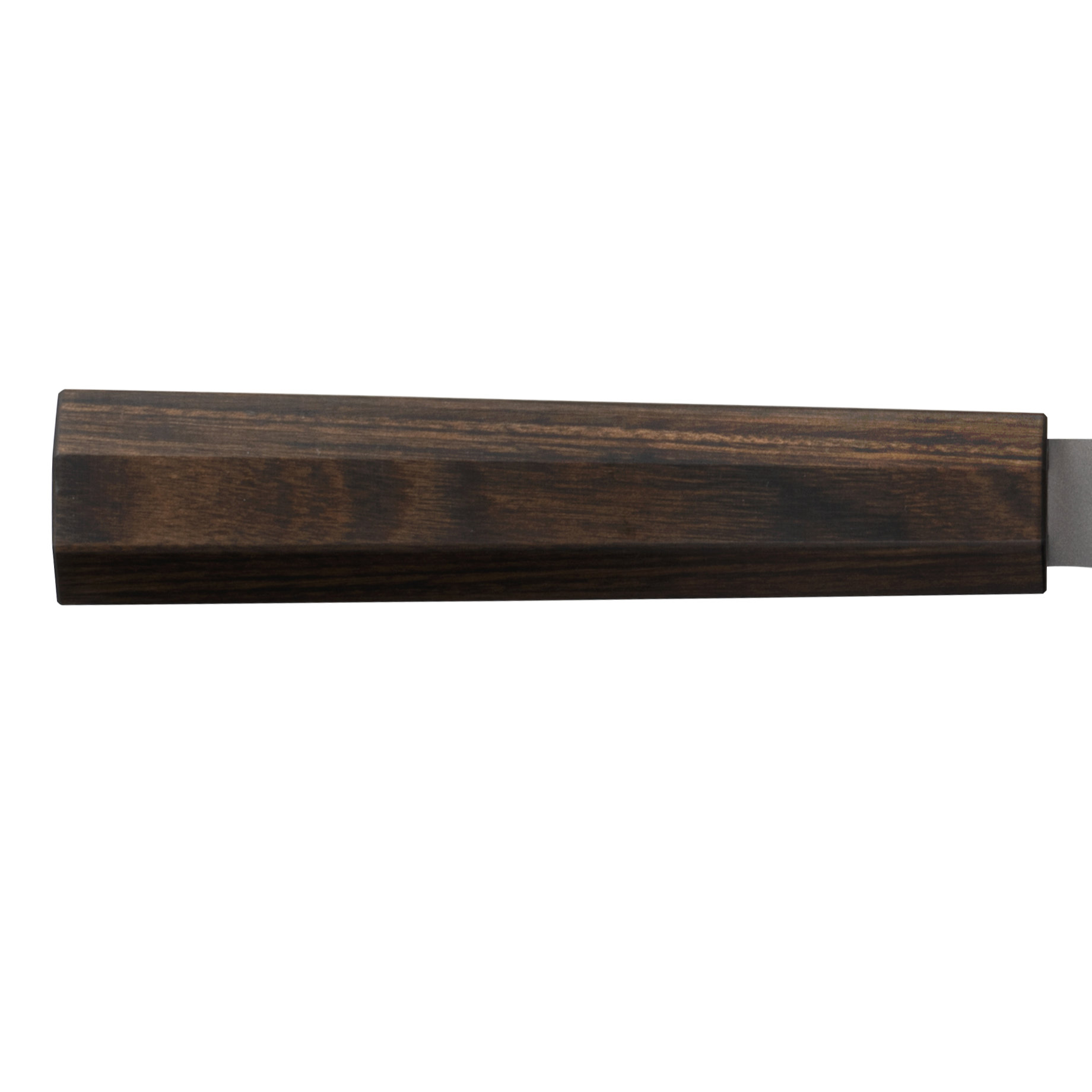 Nahaufnahme eines dunklen Holzmessgriffs mit Metallklinge. Der Griff ist achteckig, vor weißem Hintergrund.