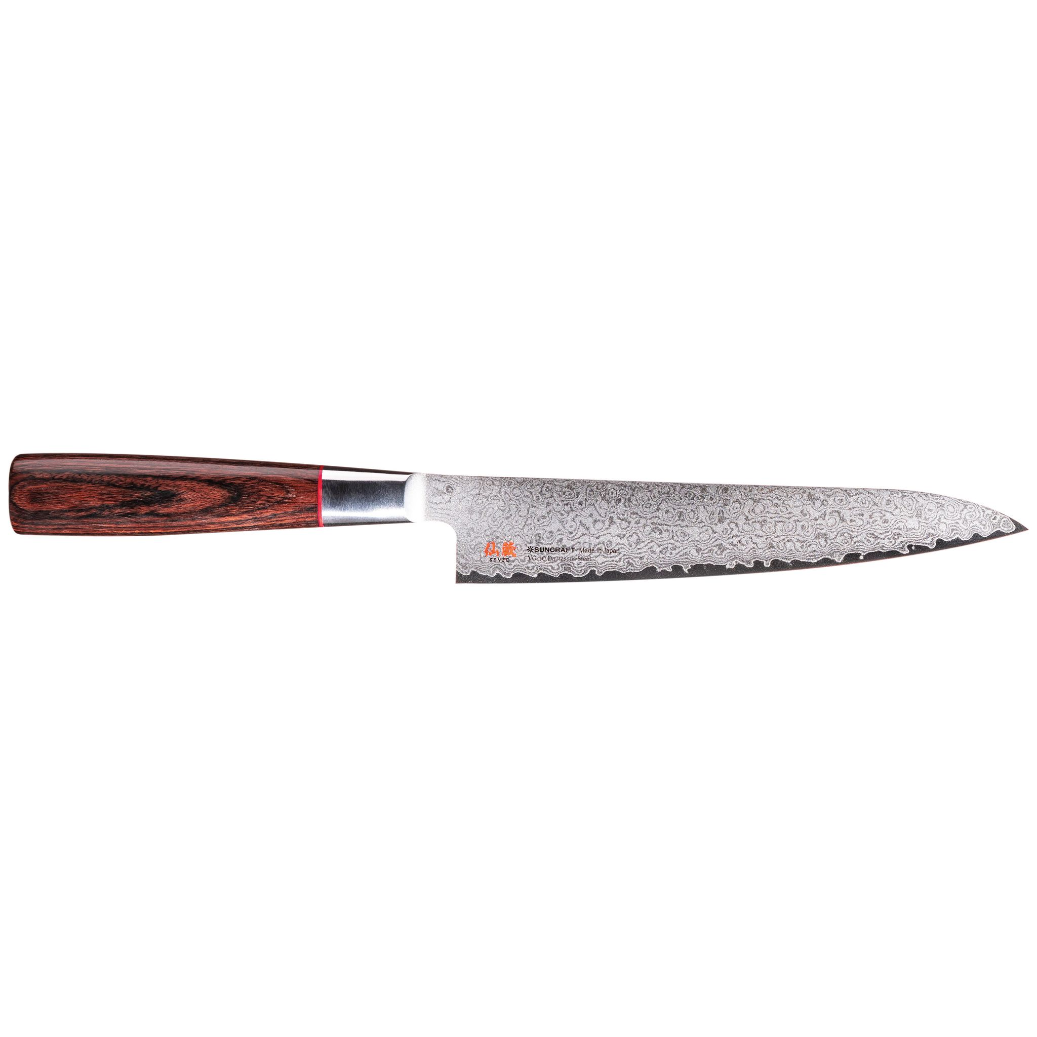 Ein japanisches Messer mit gemusterter Klinge und Holzgriff. Der Griff ist aus dunklem Holz mit roten Akzenten.