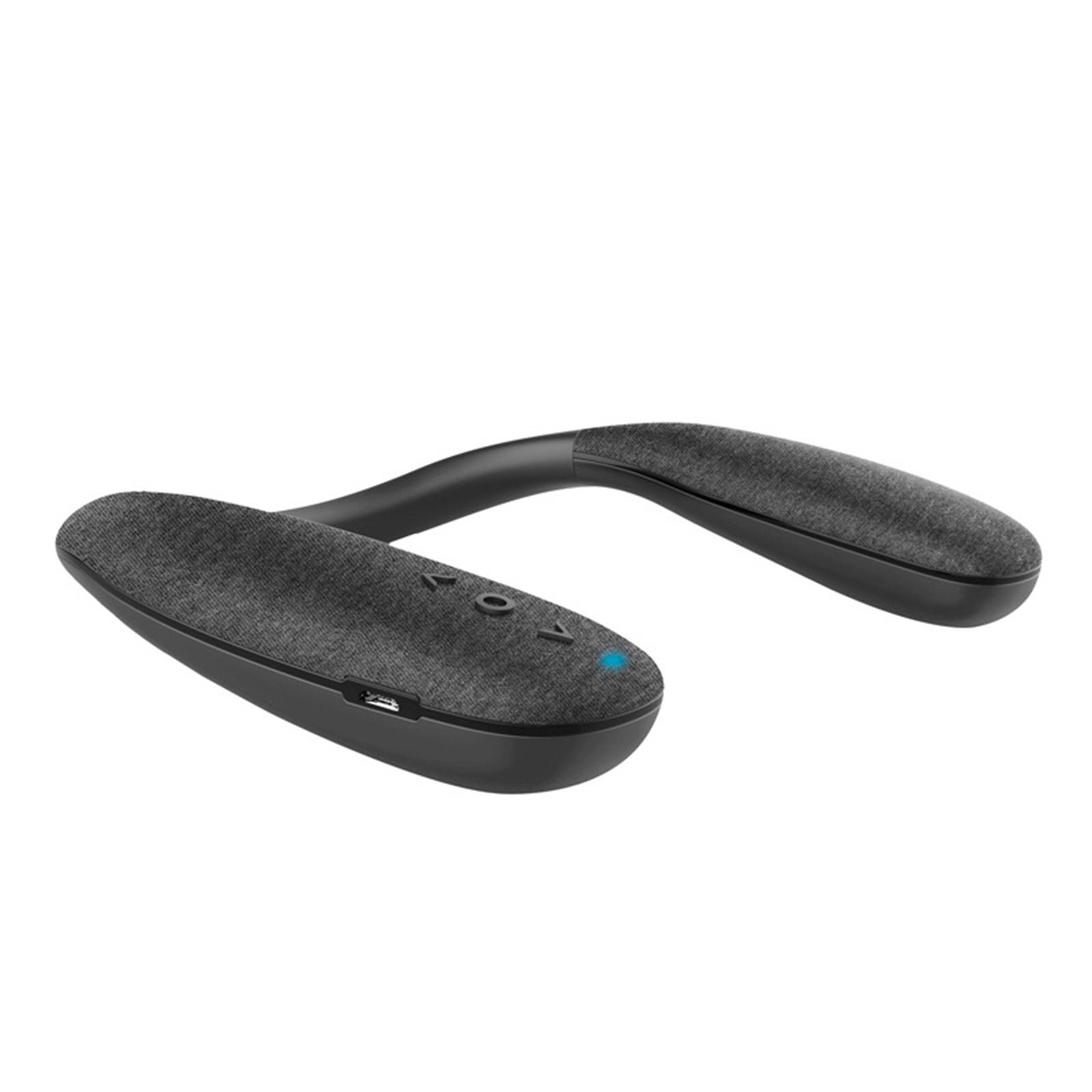 Ein schwarzer Nackenbandlautsprecher mit grauer Stoffoberfläche. Er hat Knöpfe und einen USB-Anschluss. Ein blaues Licht leuchtet.