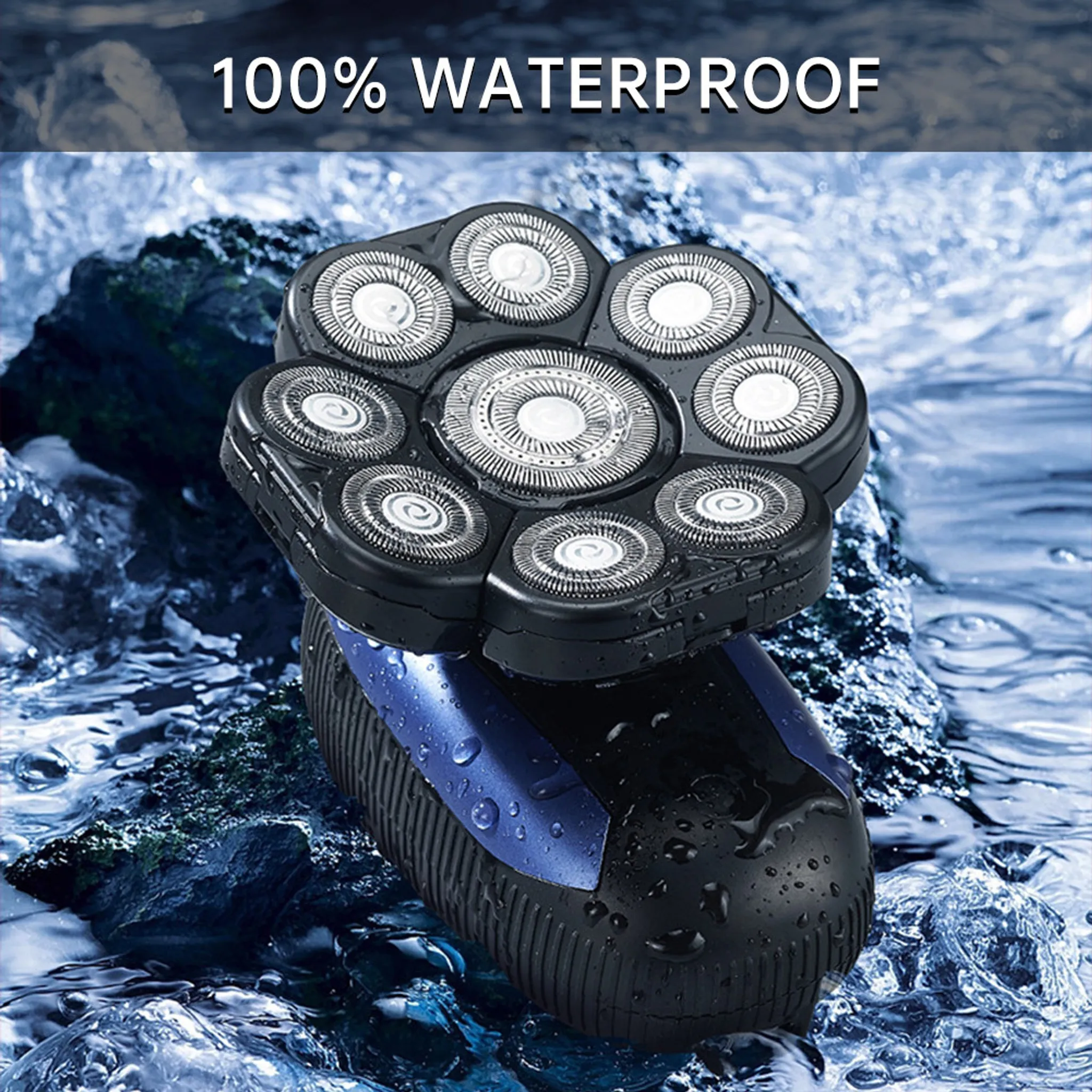Ein schwarzer und blauer wasserdichter Elektrorasierer ist in Wasser getaucht. Der Rasierer ist von klarem Wasser und Felsen umgeben.