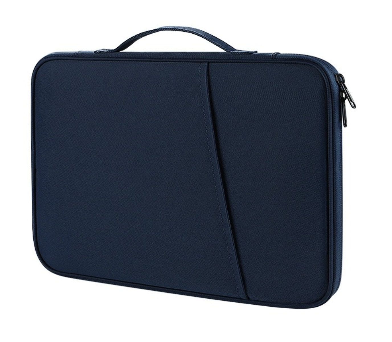 Eine marineblaue Laptoptasche mit Griff und Reißverschluss. Die Tasche hat ein schlichtes, minimalistisches Design mit einer kleinen Tasche auf der Vorderseite.