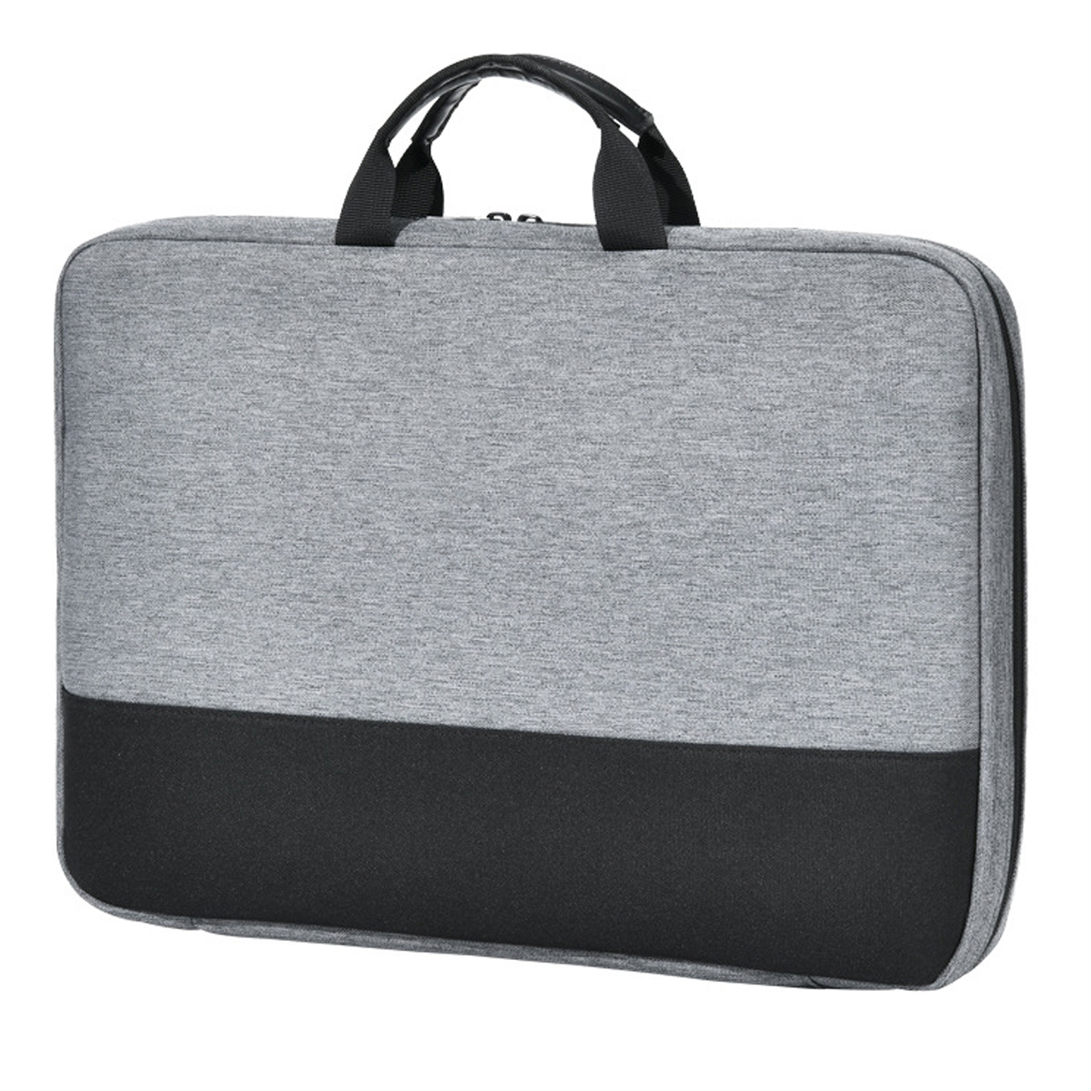 Graue Laptoptasche mit schwarzem Boden und schwarzen Griffen. Reißverschluss. Einfarbiger Hintergrund.