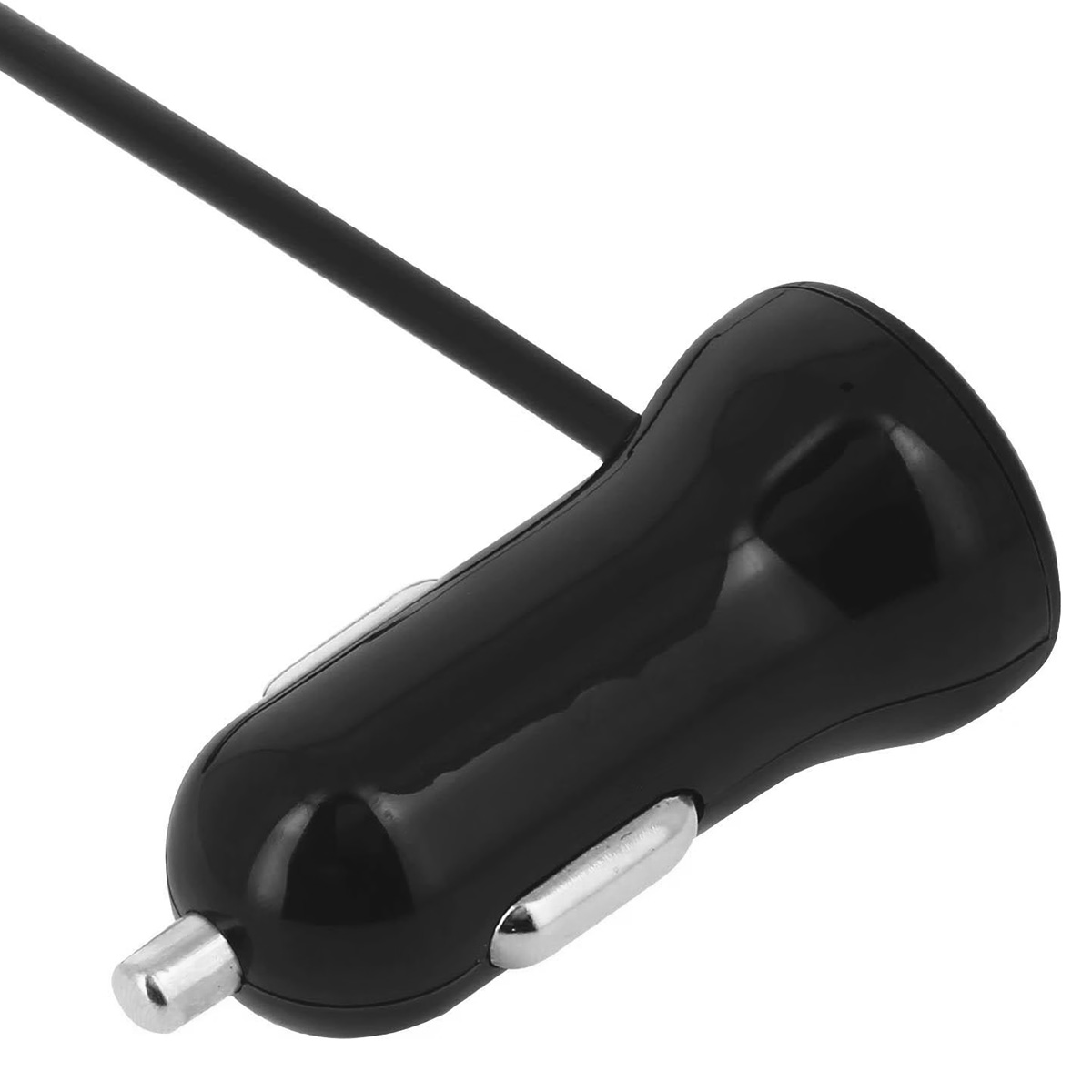Nahaufnahme eines schwarzen Autoladegeräts mit schwarzem Kabel, silbernen Metallakzenten und glänzender Oberfläche vor weißem Hintergrund.