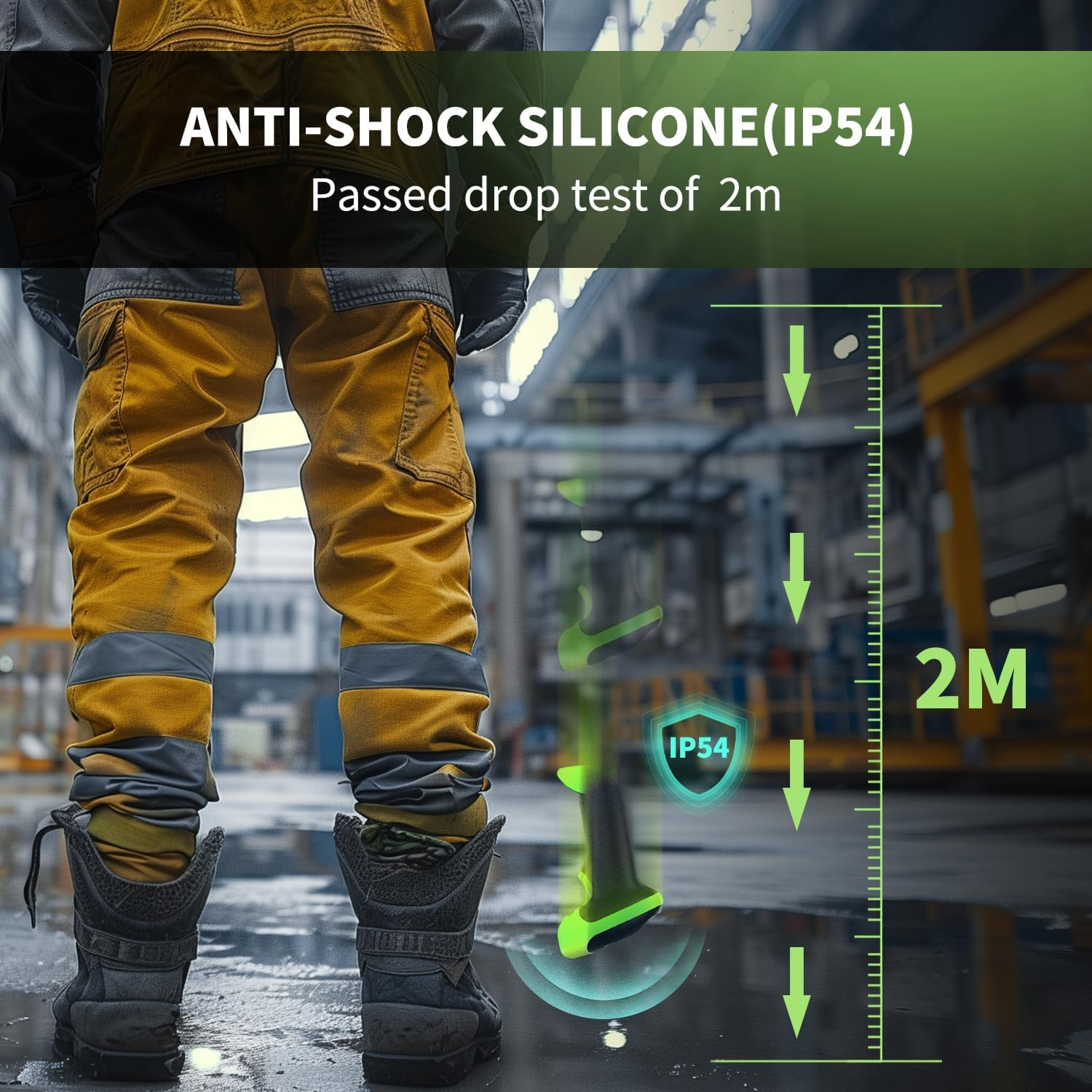 Eine Person in gelben Arbeitshosen und Stiefeln steht in einer Fabrik. Der Text lautet: Anti-Schock-Silikon (IP54) Bestanden Falltest von 2m.