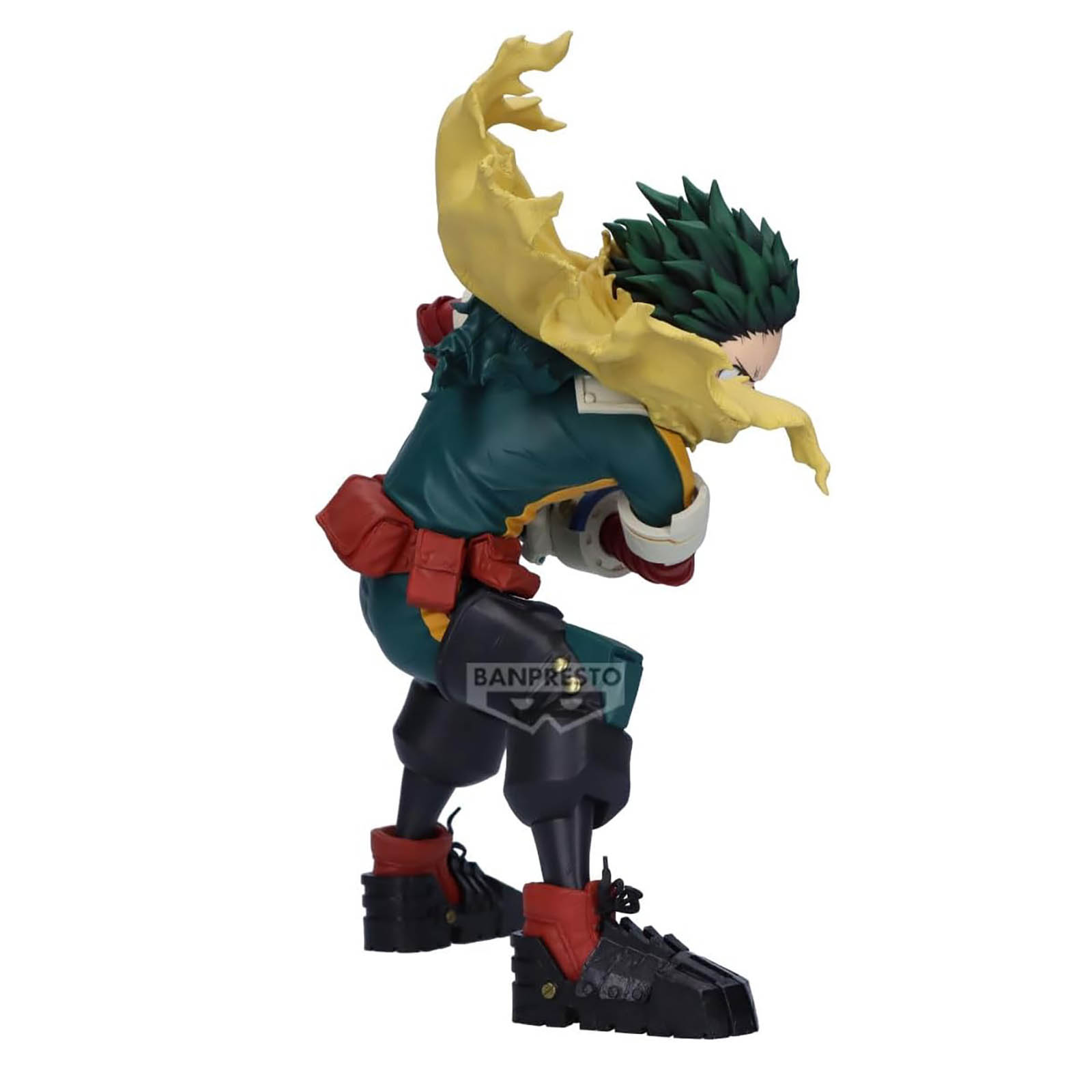 Figura de un personaje de pelo verde en pose de acción, con un atuendo verde y rojo con una capa amarilla.