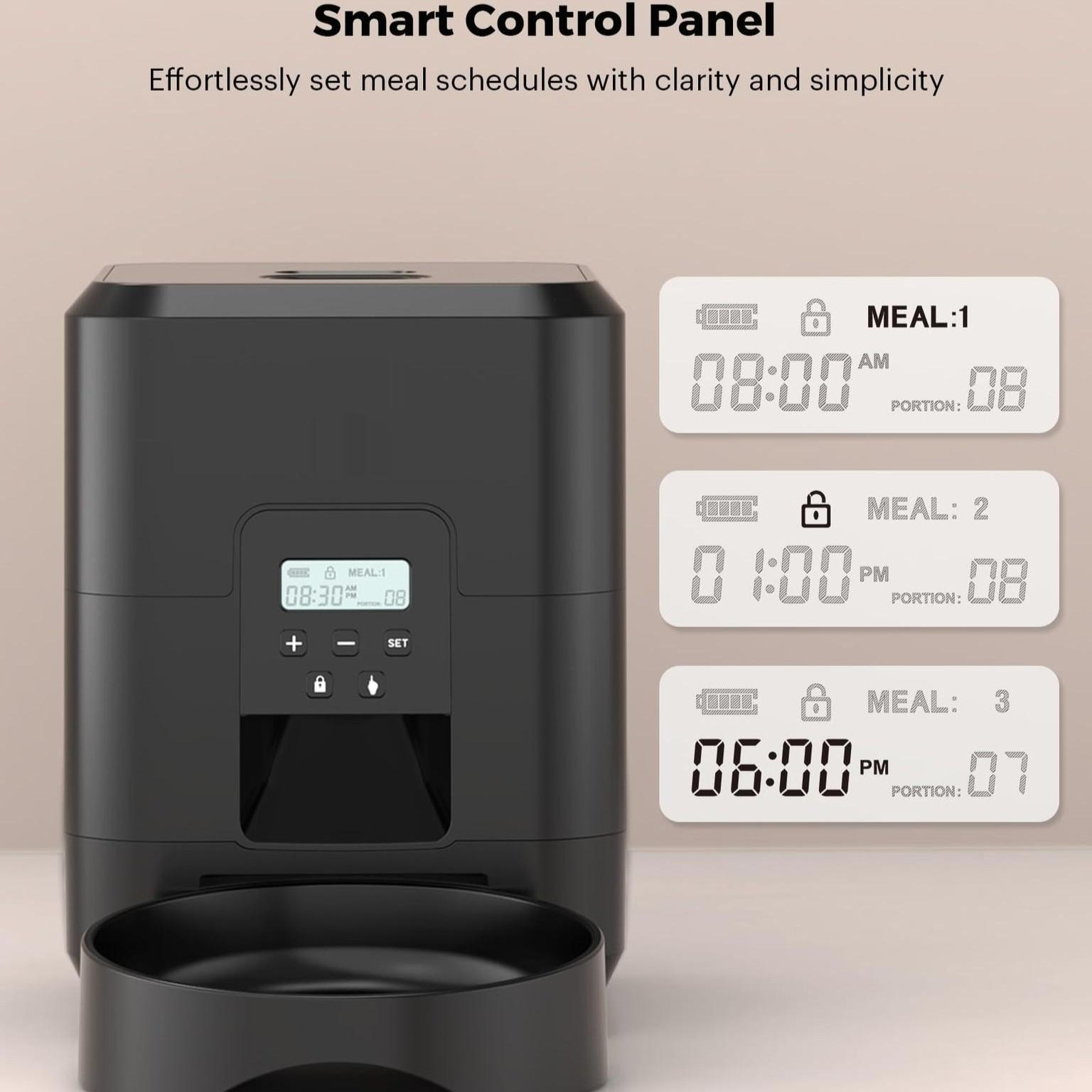 Schwarzer, intelligenter Haustierfutterautomat mit digitaler Anzeige. Es zeigt Essenszeiten und Portionsgrößen.