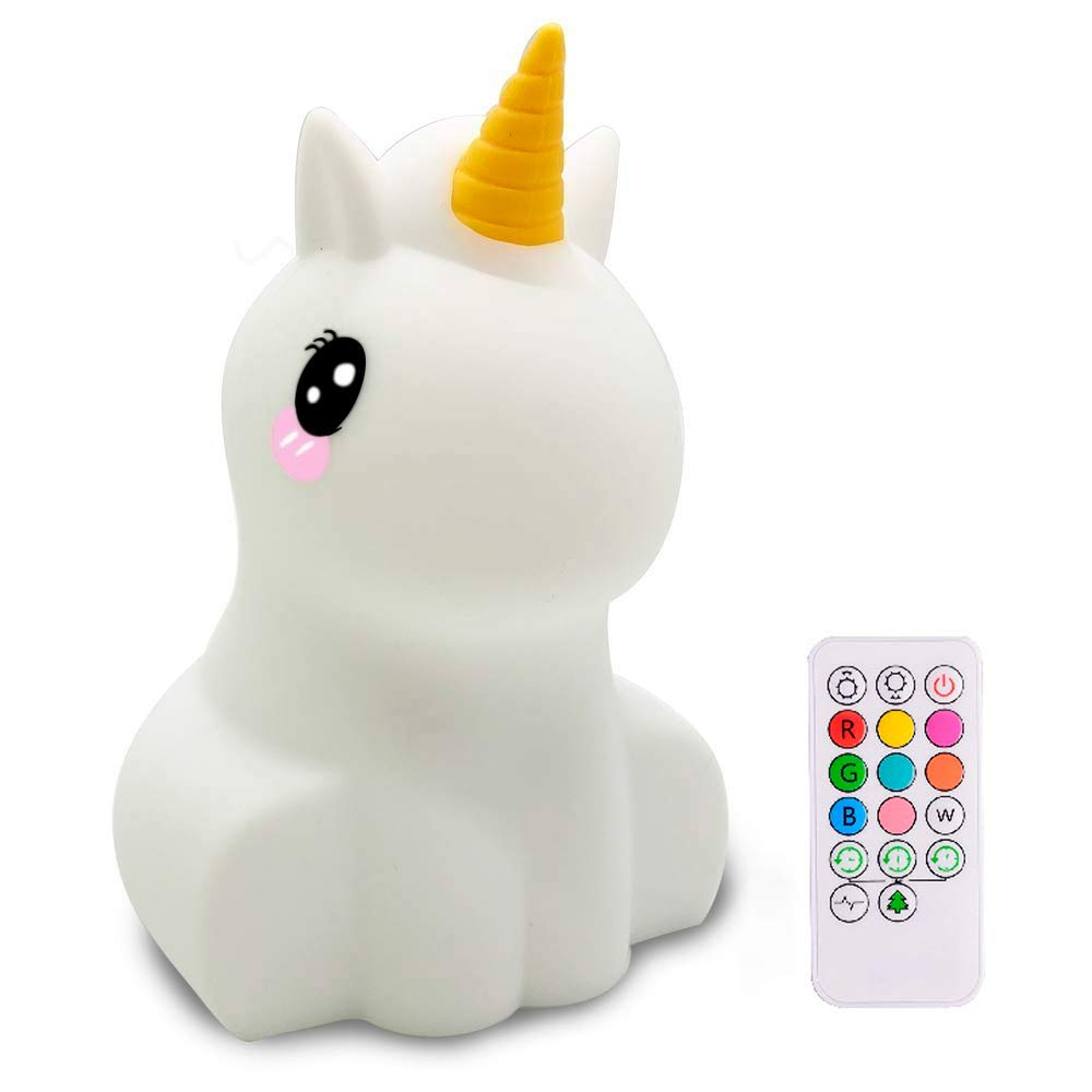 Ein weißes Einhorn-Nachtlicht mit gelbem Horn und Fernbedienung mit Farboptionen.