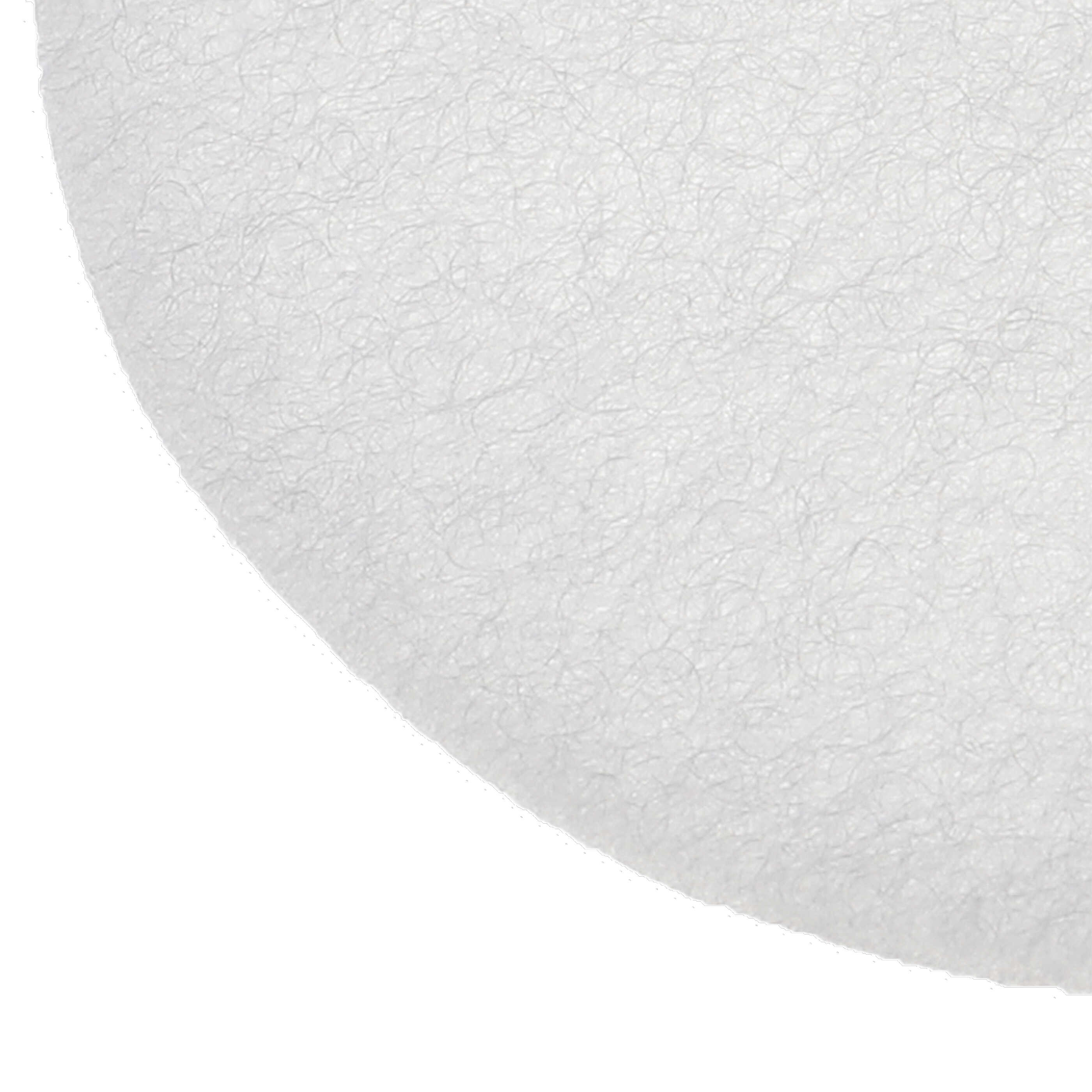 Nahaufnahme eines weißen, faserigen Materials mit strukturierter Oberfläche, möglicherweise Stoff oder Papier, vor weißem Hintergrund.