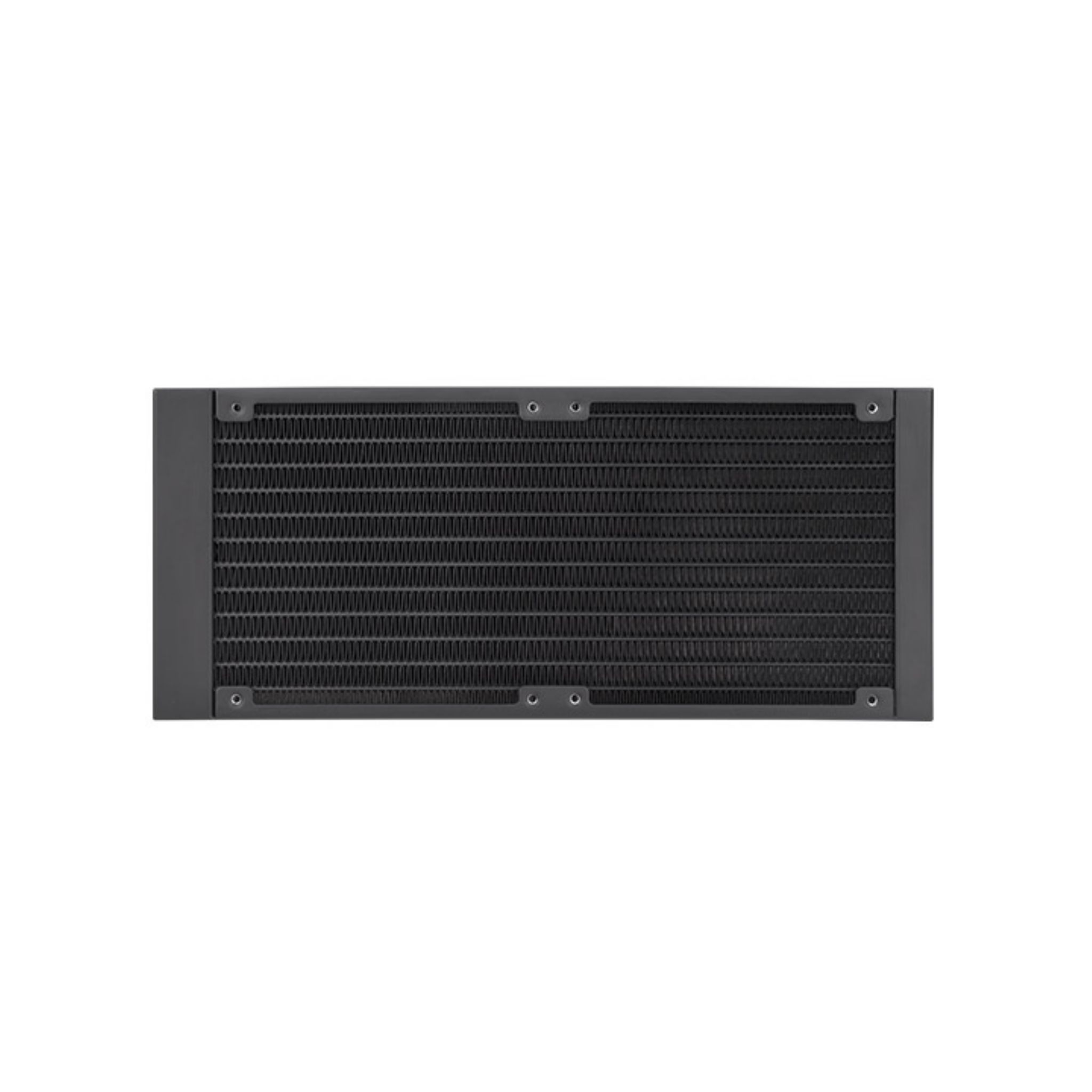 Prostokątna, czarna chłodnica do komputera z żebrami. Znajduje się na białym tle.