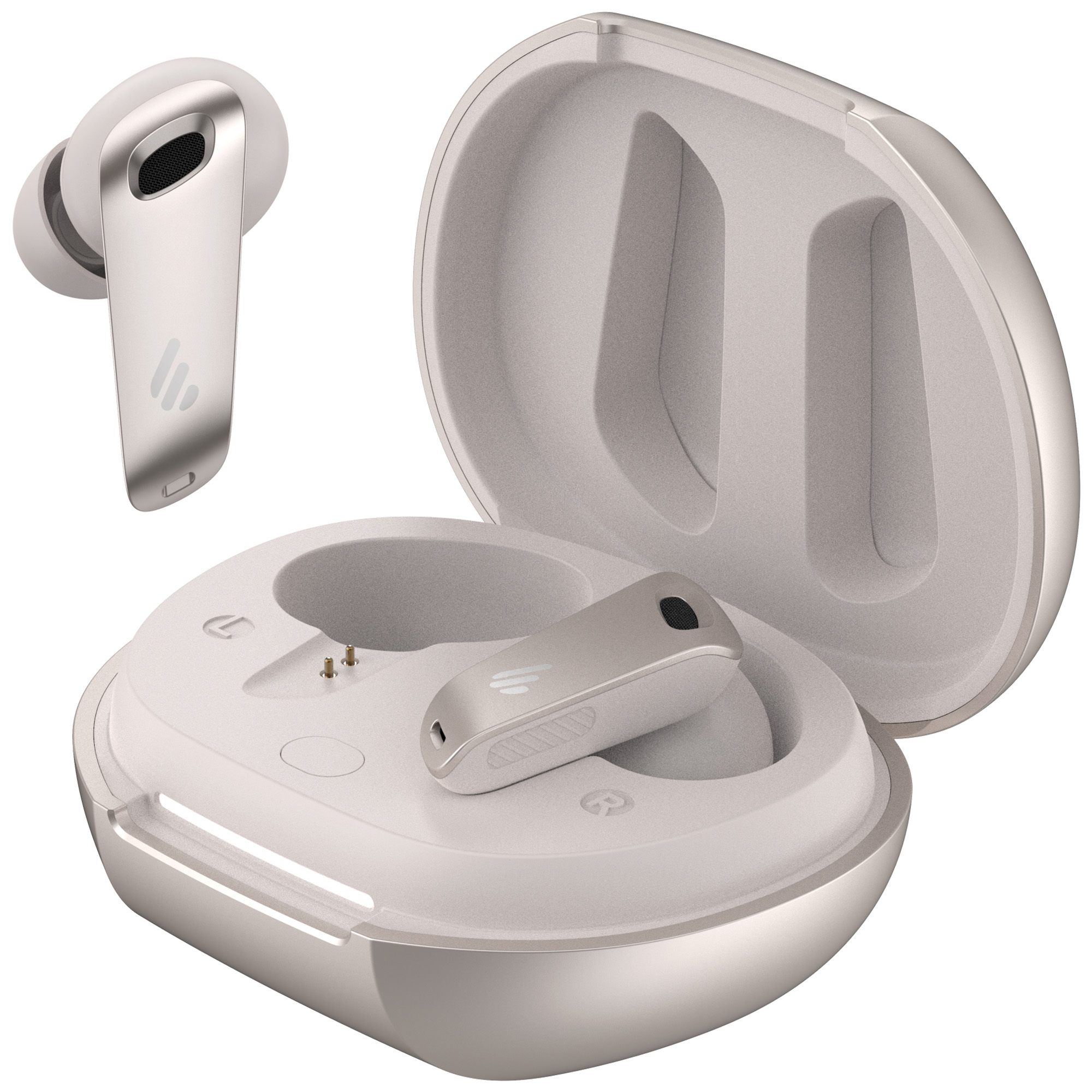 Białe i srebrne słuchawki douszne z etui ładującym. Jeden z pączków jest poza etui. Etui jest otwarte.