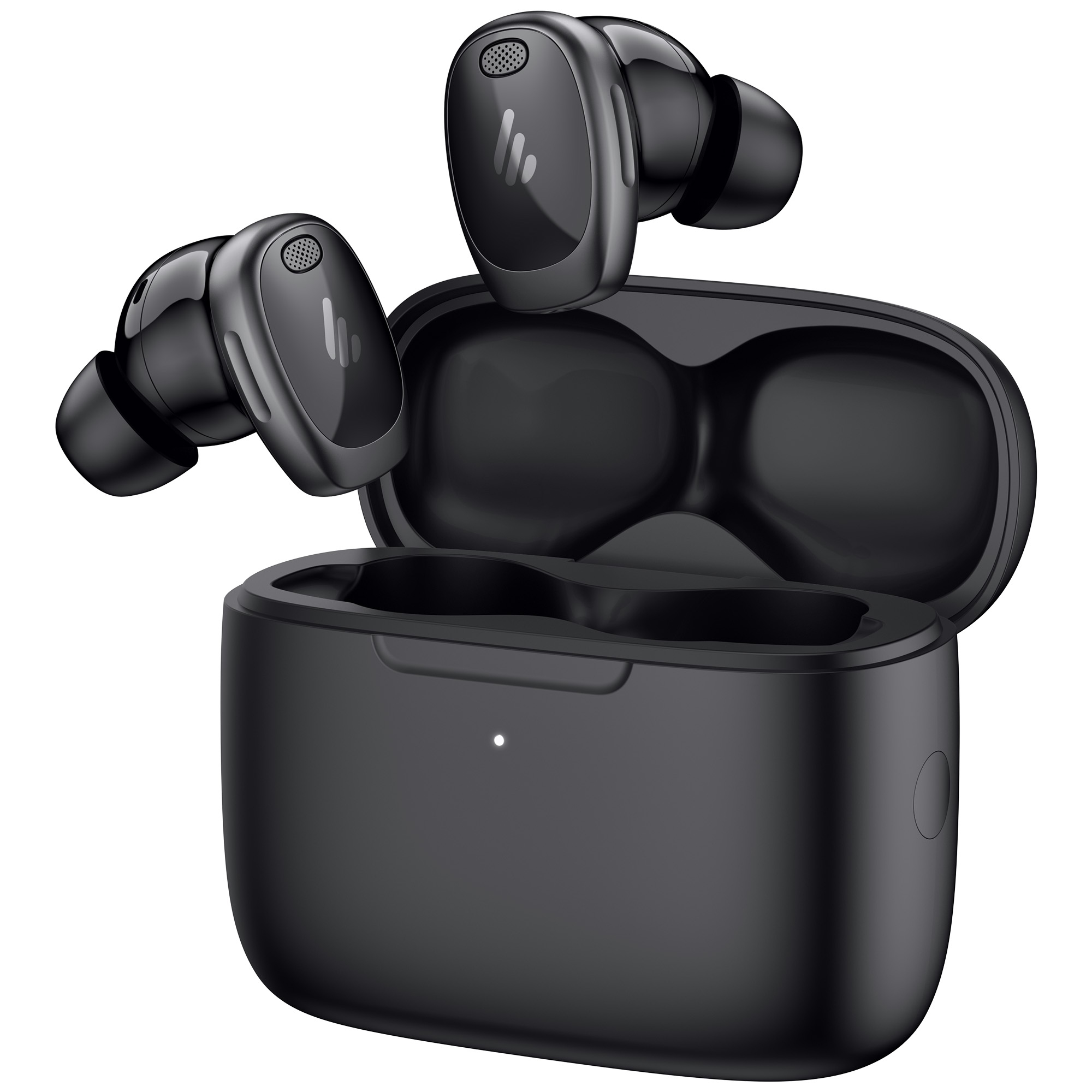 Czarne bezprzewodowe słuchawki z etui ładującym. Dwie słuchawki poza etui. Białe tło.