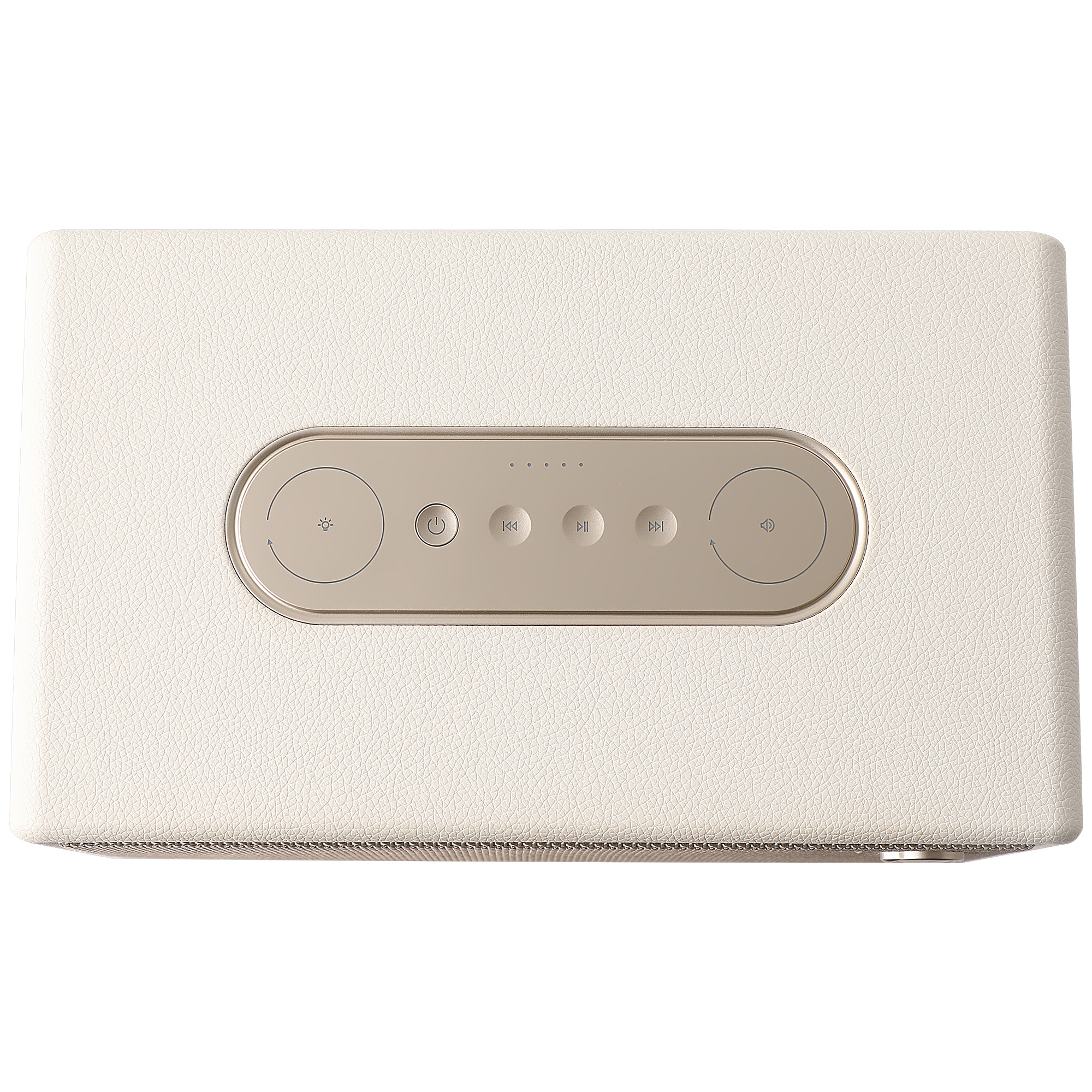 Kremowy głośnik z panelem sterowania. Ma przyciski zasilania, pomijania i głośności na teksturowanej powierzchni.