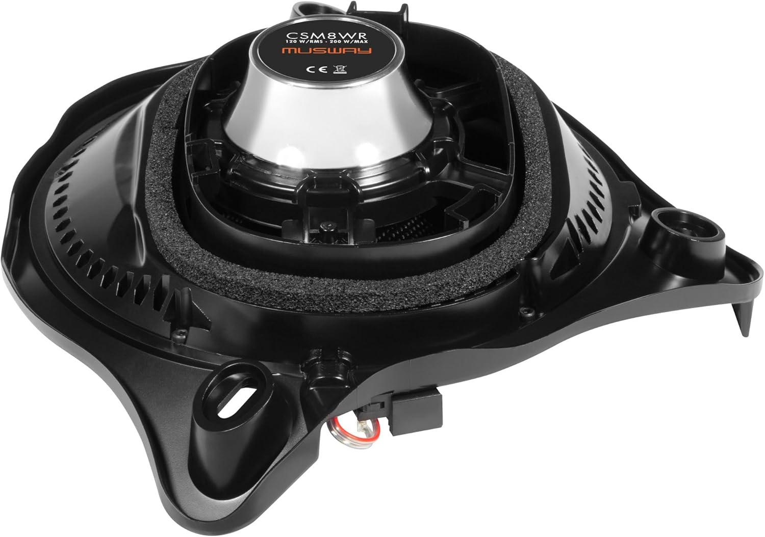 Ein schwarzer Autolautsprecher mit silbernem Konus, Schaumstoffring und schwarzem Kunststoffrahmen. Der Lautsprecher hat ein Etikett mit Text.