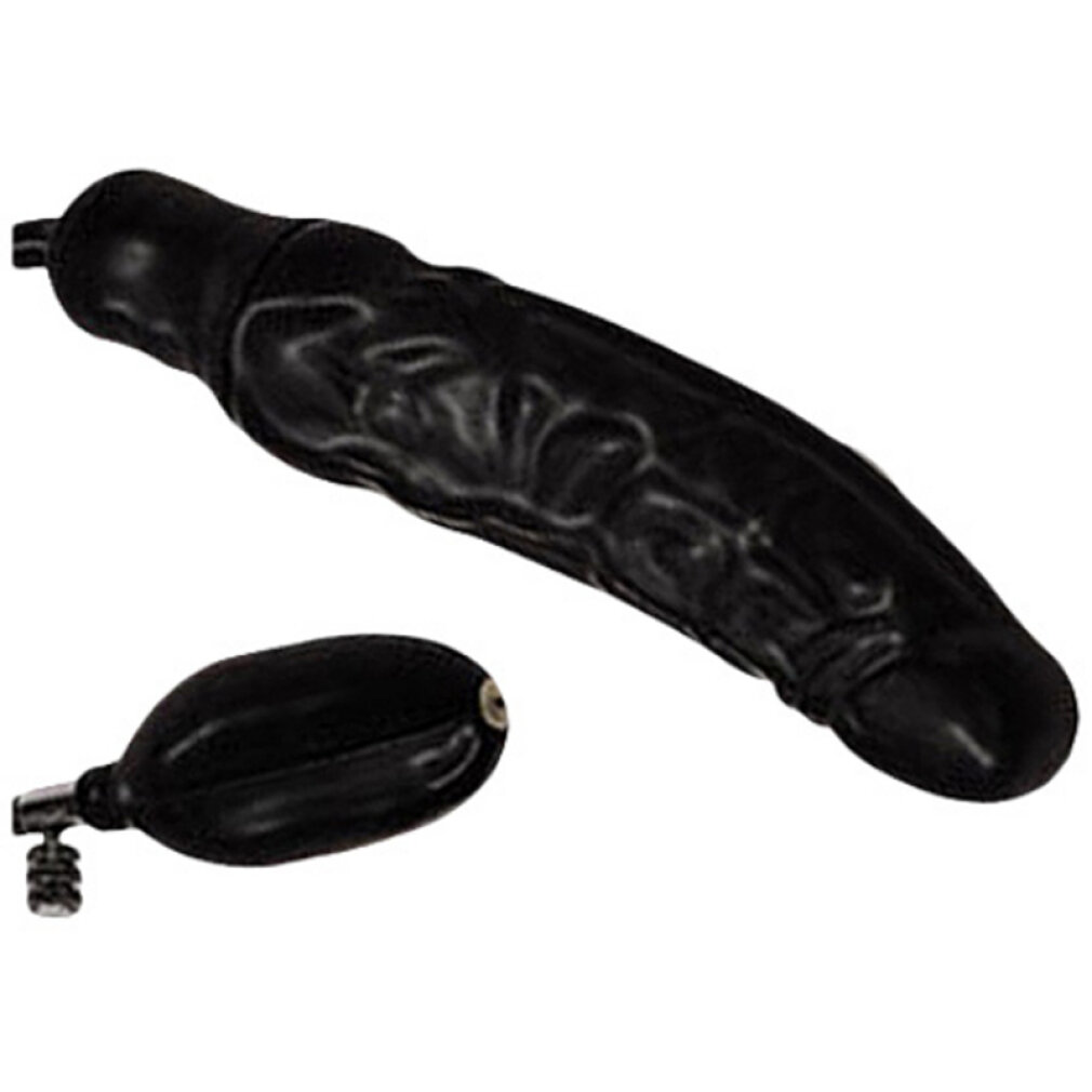 Ein schwarzes, phallusförmiges Sexspielzeug mit strukturierter Oberfläche und einer angebrachten Ballpumpe. Der Hintergrund ist weiß.