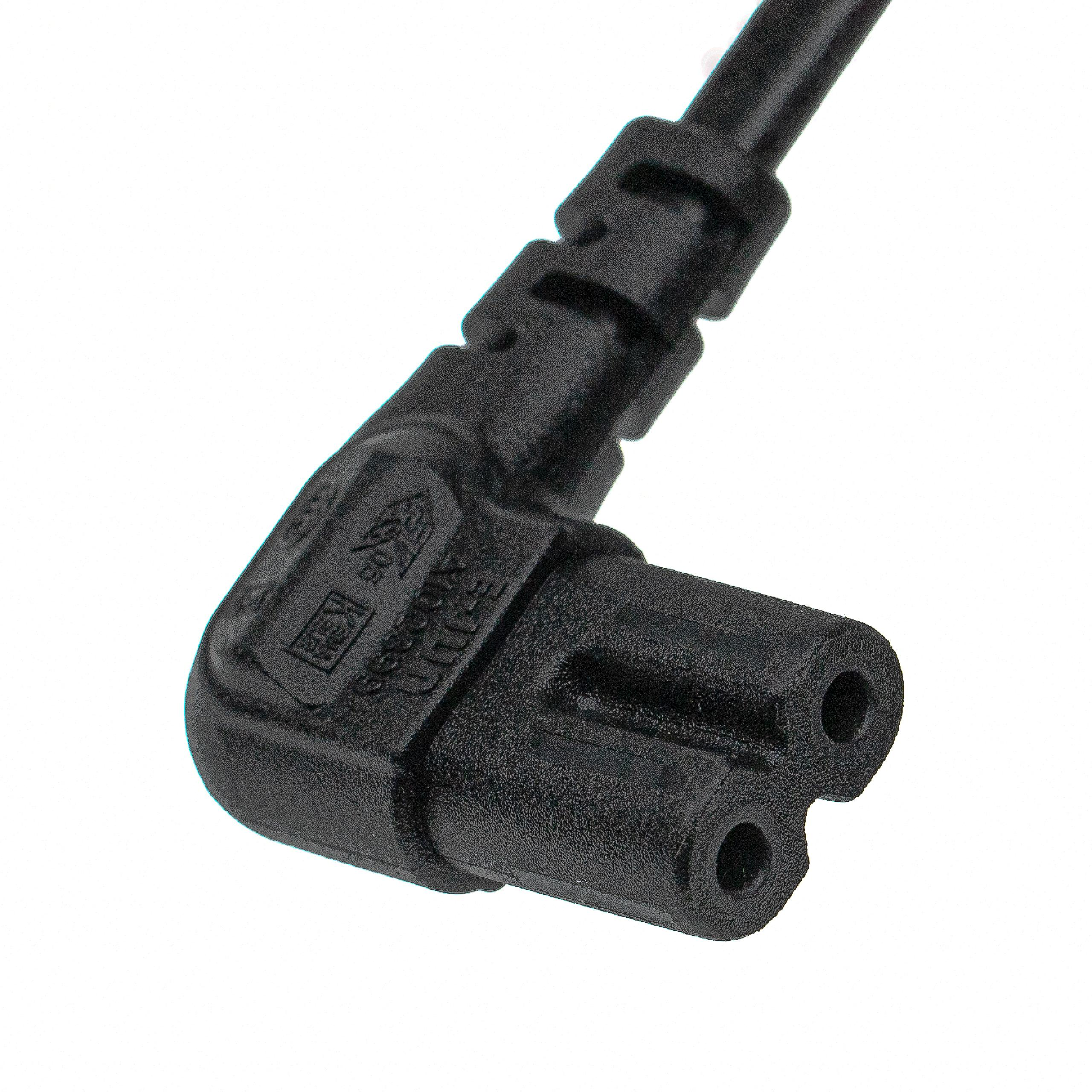 Ein schwarzer Stromkabelstecker, der in einem Winkel von 90 Grad vor weißem Hintergrund steht. Zwei Löcher sind sichtbar.