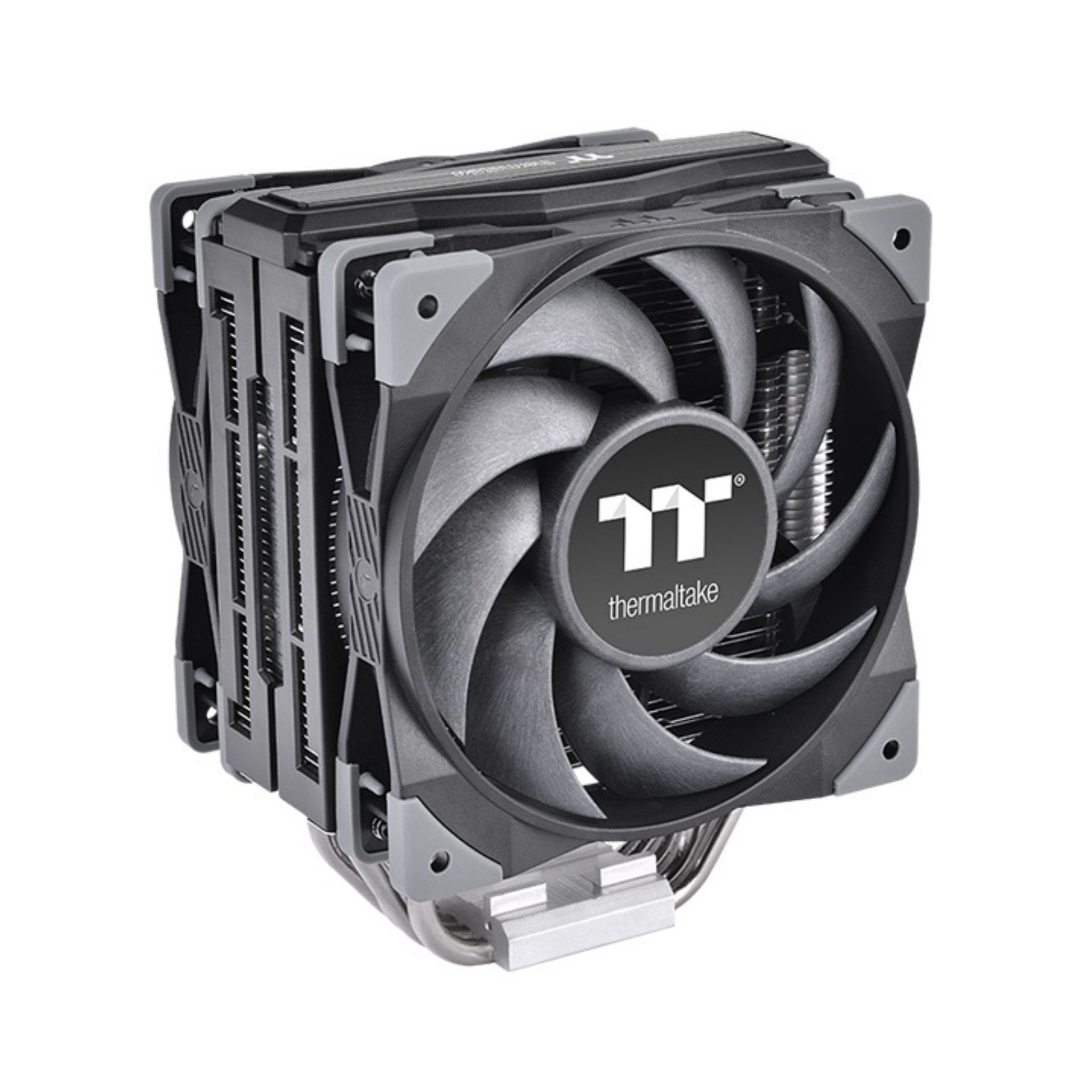 Un dissipatore CPU per computer con ventola. Ha un design nero e grigio. Il logo Thermaltake è sulla ventola.