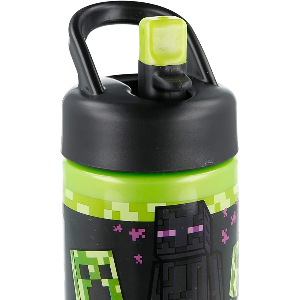 Eine Minecraft-Trinkflasche mit schwarzem Deckel und Griff. Der Körper ist grün und schwarz und zeigt einen Enderman-Charakter.