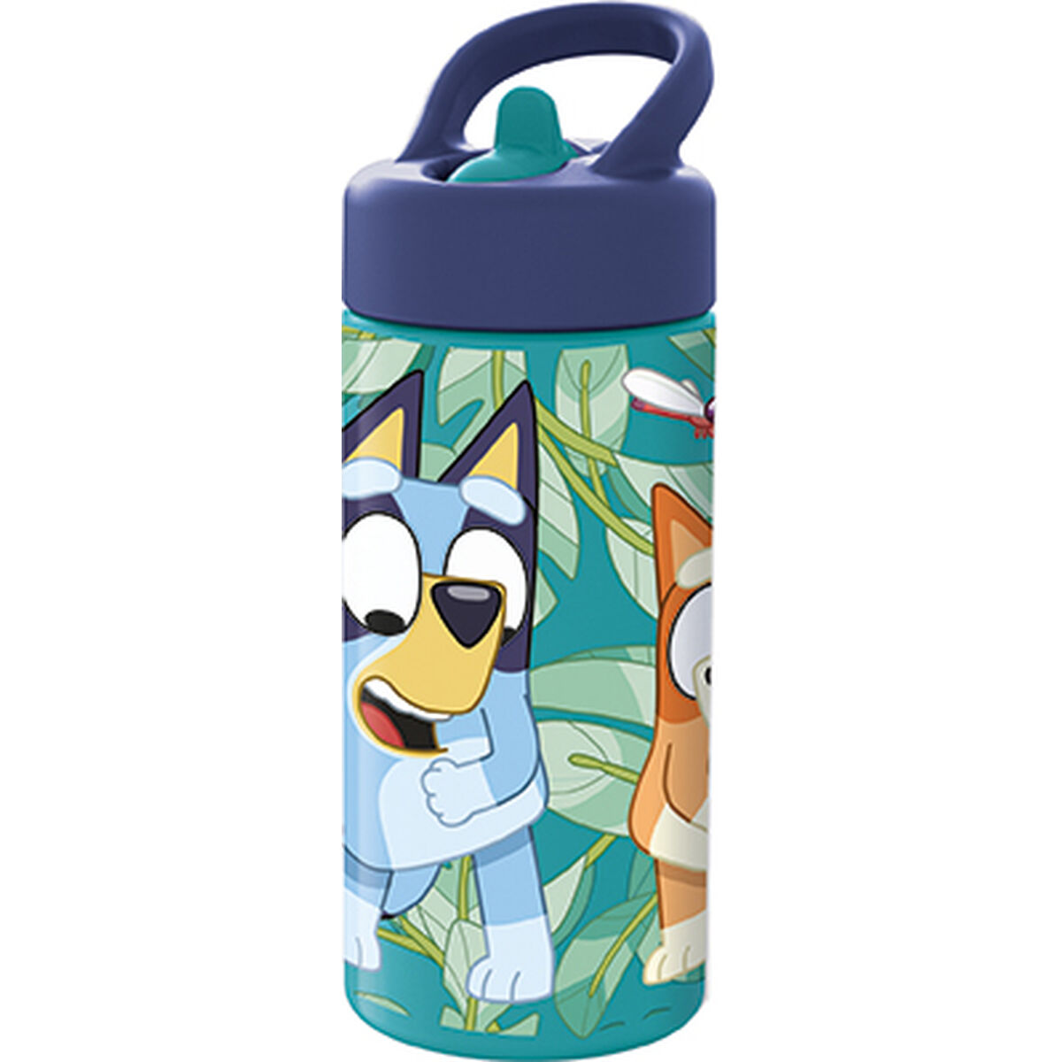 Eine blaue Wasserflasche mit dunkelblauem Deckel und Griff. Sie hat ein Cartoon-Design von Bluey und Bingo auf türkisfarbenem Hintergrund.