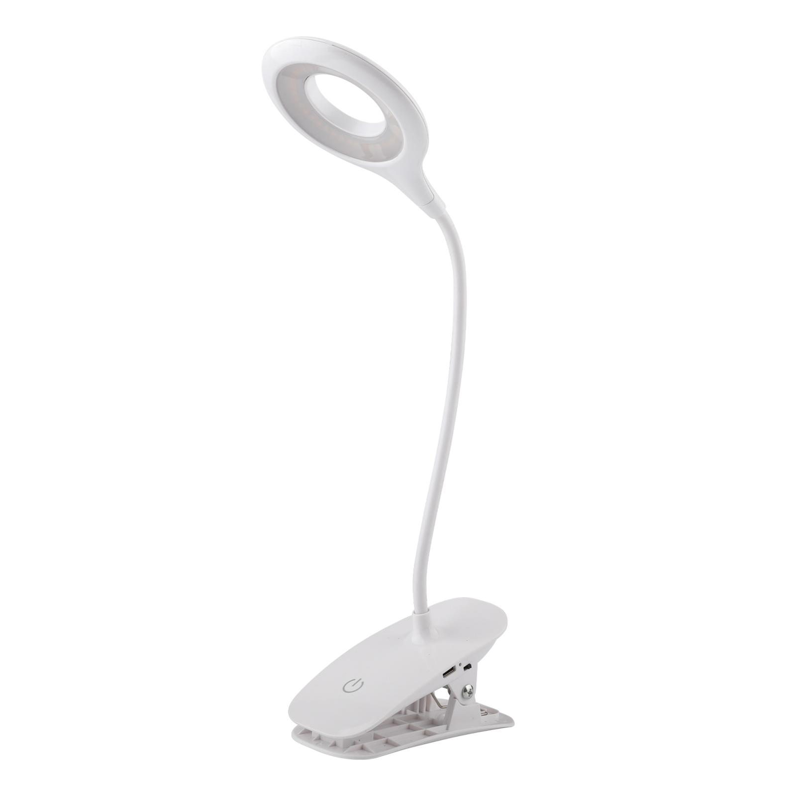 Eine weiße Schreibtischlampe mit Clipfuß. Sie hat einen flexiblen Hals und ein rundes Licht. Der Hintergrund ist weiß.