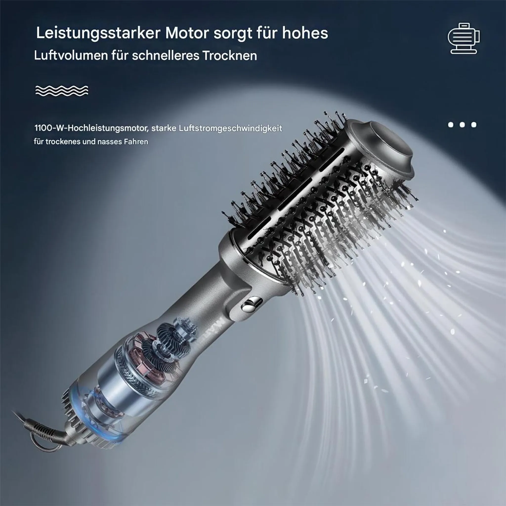 Ein silberner Haartrockner mit Bürstenkopf. Luft strömt aus. Abschnitte des Motors sind sichtbar.
