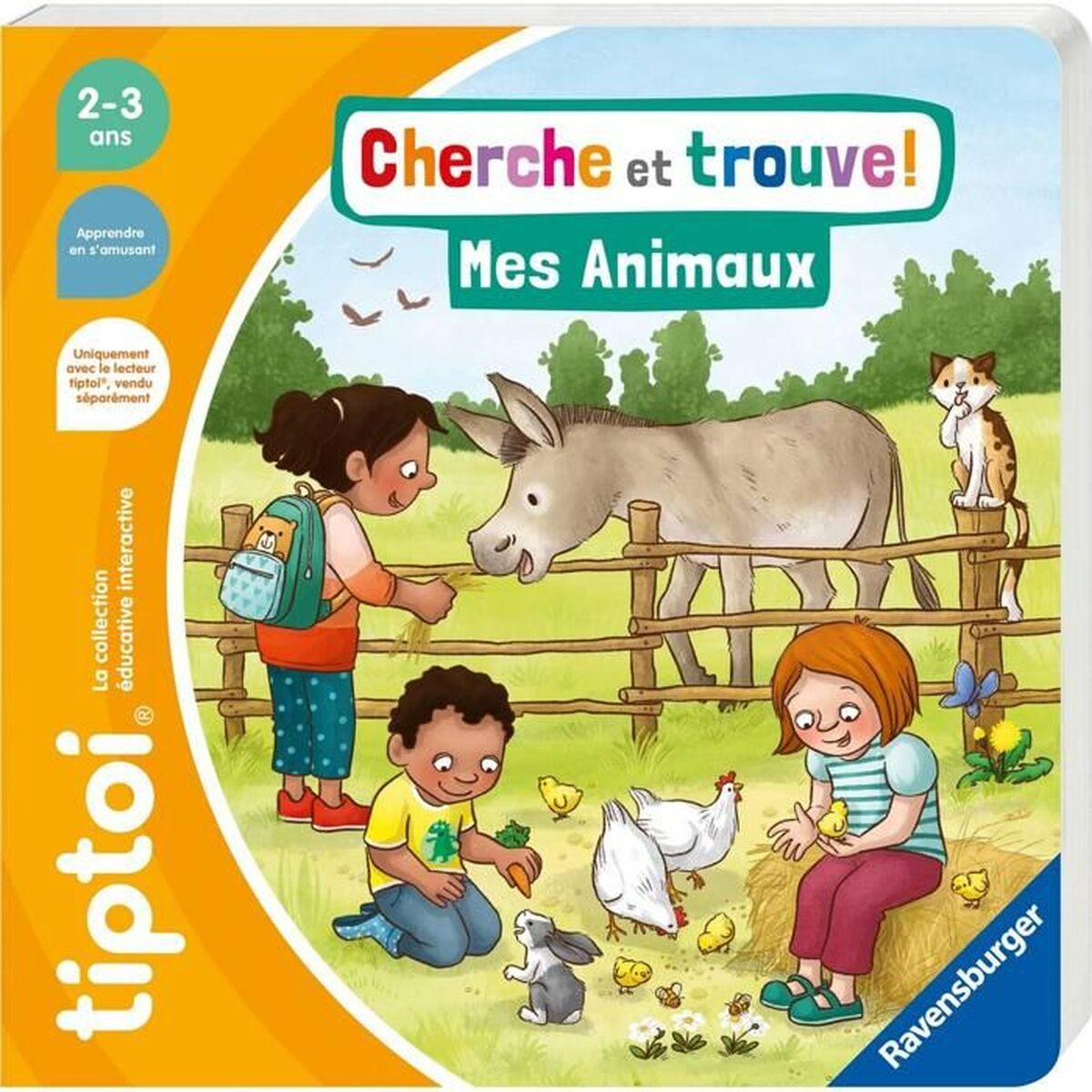 Bambini interagiscono con animali da fattoria: asino, gatto, polli e coniglio. La copertina del libro dice "Mes Animaux" e "Cherche et trouve!"