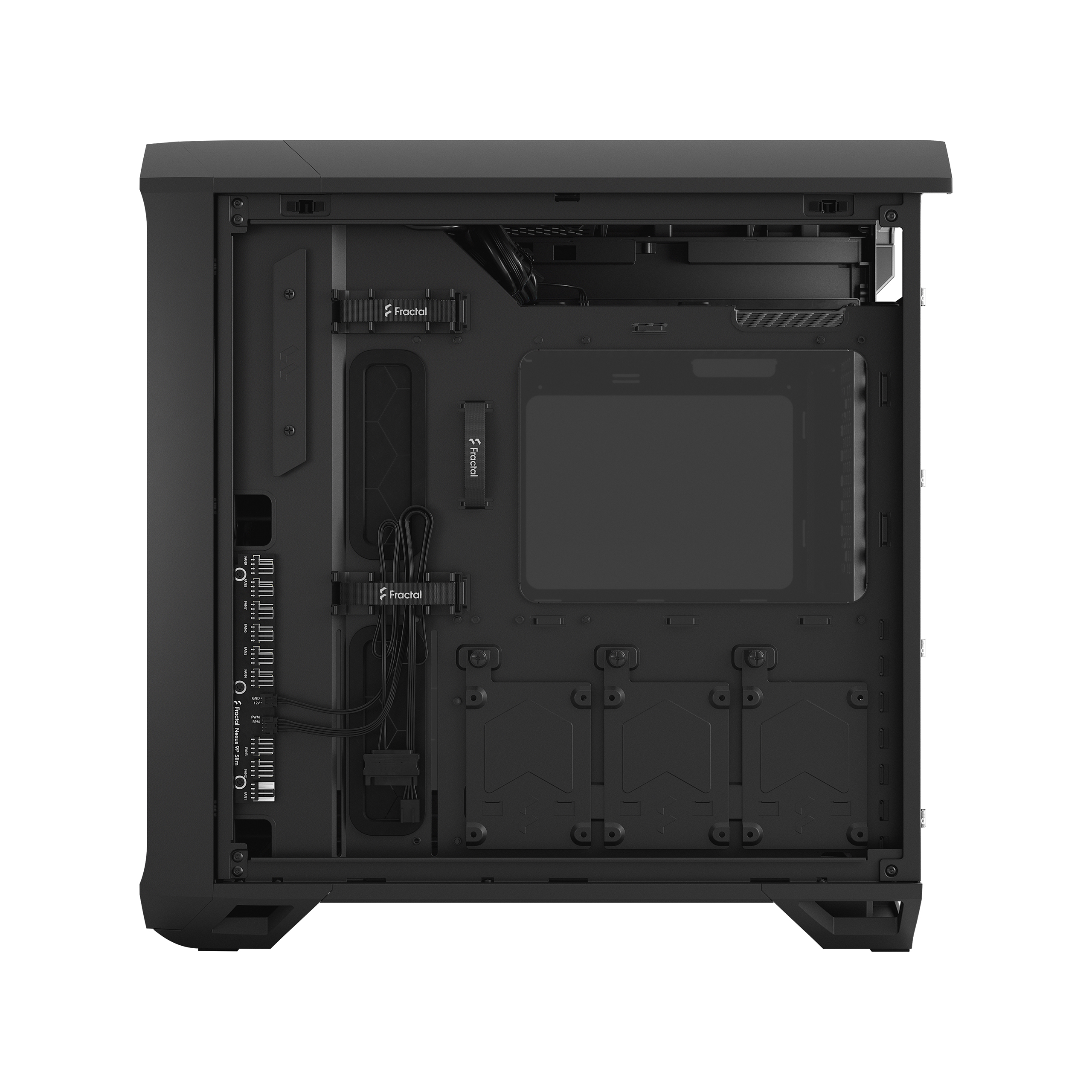 Interno di un case per computer nero. Ha componenti, tra cui il marchio Fractal e un pannello laterale trasparente.