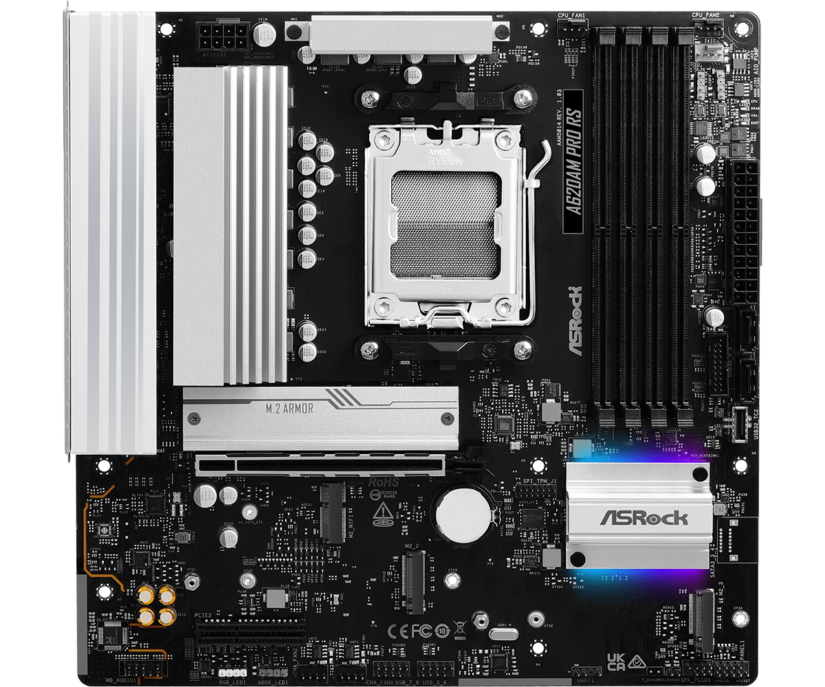 Scheda madre ASRock A620AM PRO RS nera con dissipatori di calore argentati, slot e varie porte.
