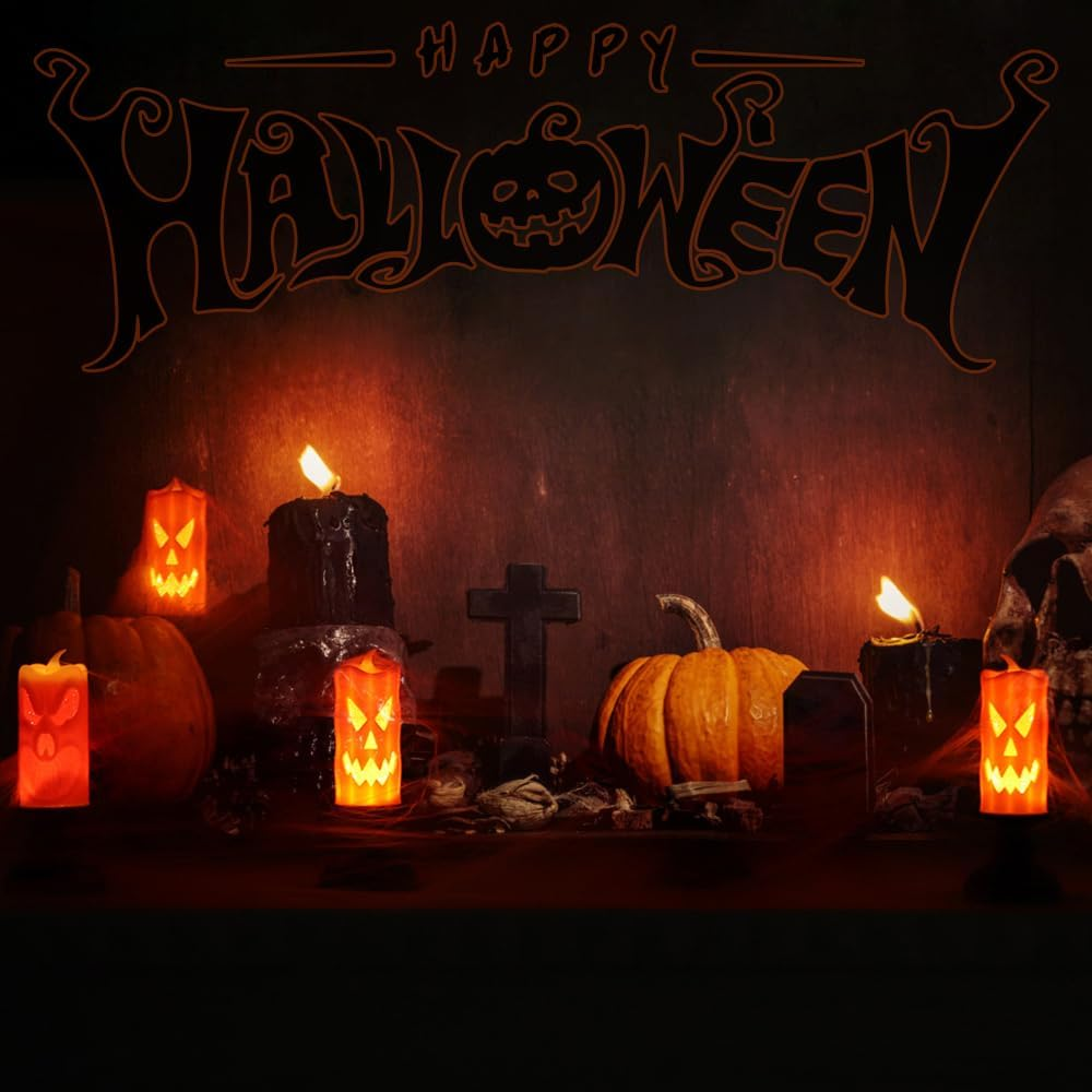 Eine Halloween-Szene mit brennenden Kürbis-Laternen, Kürbissen, einem Kreuz und einem Schädel. Das Wort 'Halloween' steht oben.